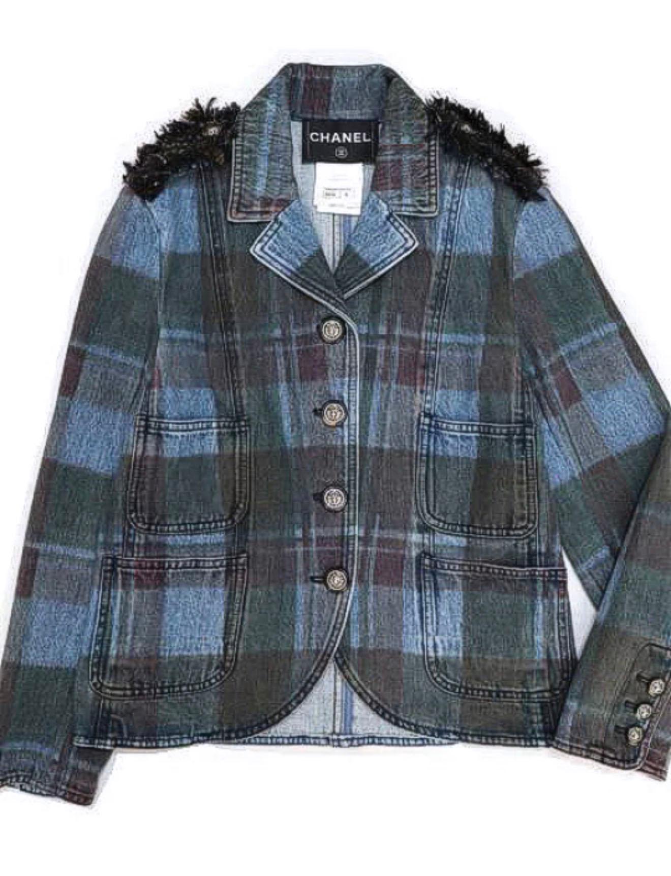 CHANEL New Rare Paris / Edinburgh Tartan Denim Jacket 36 FR en vente 8