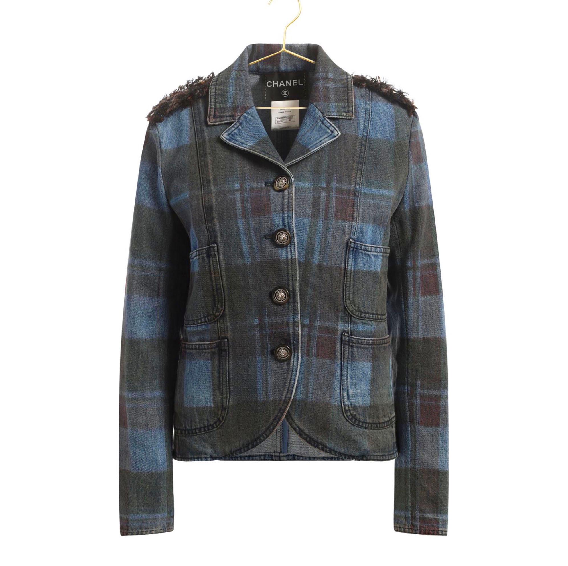 CHANEL New Rare Paris / Edinburgh Tartan Denim Jacket 36 FR Neuf - En vente à Dubai, AE