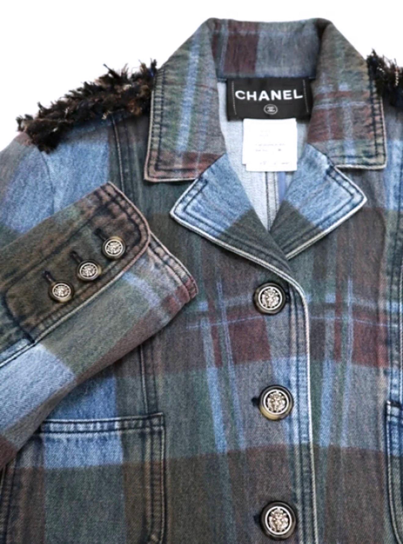CHANEL New Rare Paris / Edinburgh Tartan Denim Jacket 36 FR en vente 2