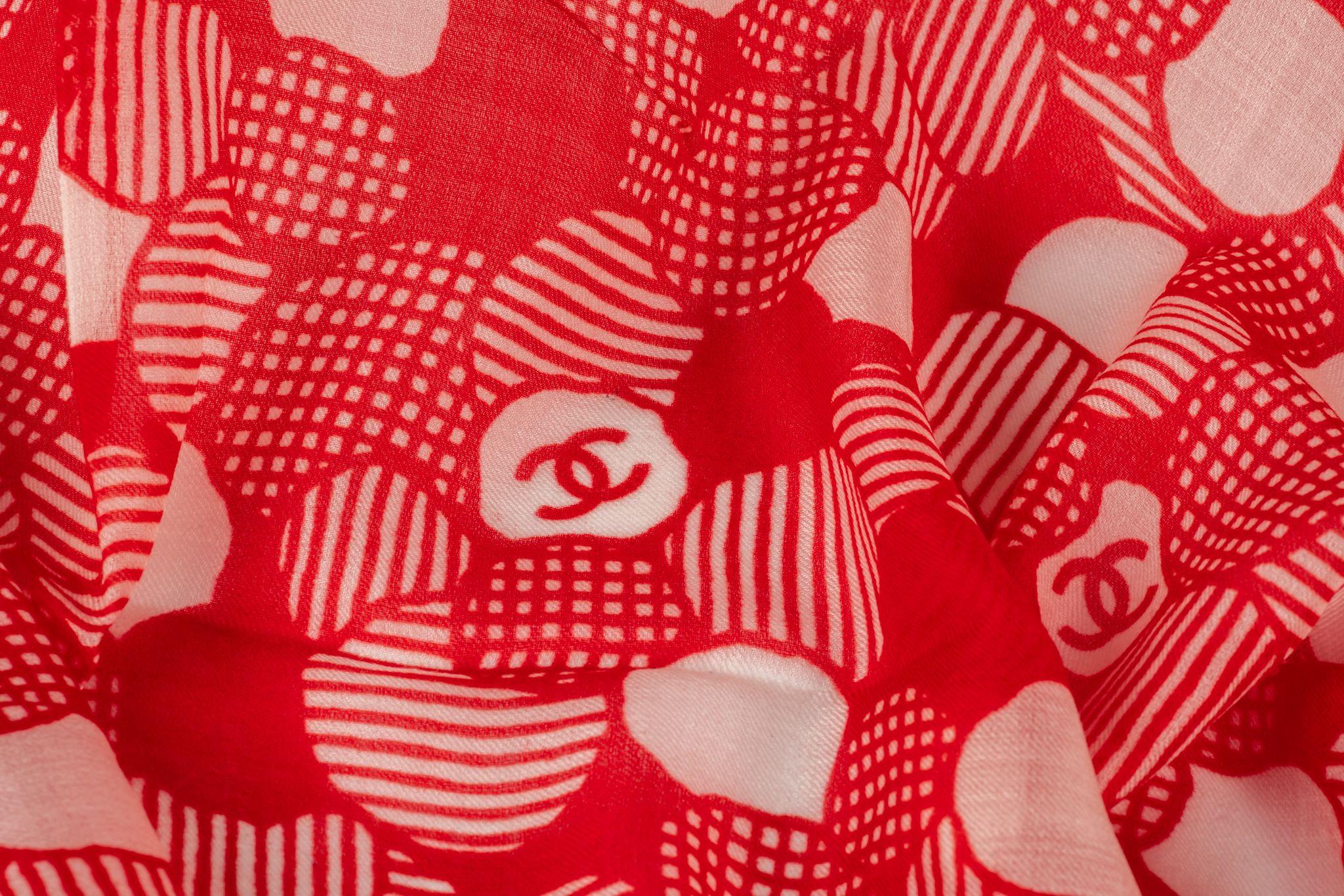 Chanel new camellia cashmere shawl in white and red . Original care tag.