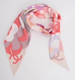 Chanel New Rosa Pink Flowers Maxi Twilly