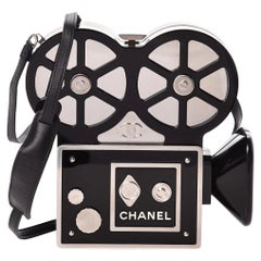 Chanel NEW Runway Schwarz Harz Satin Kristall Film Abend Clutch Umhängetasche