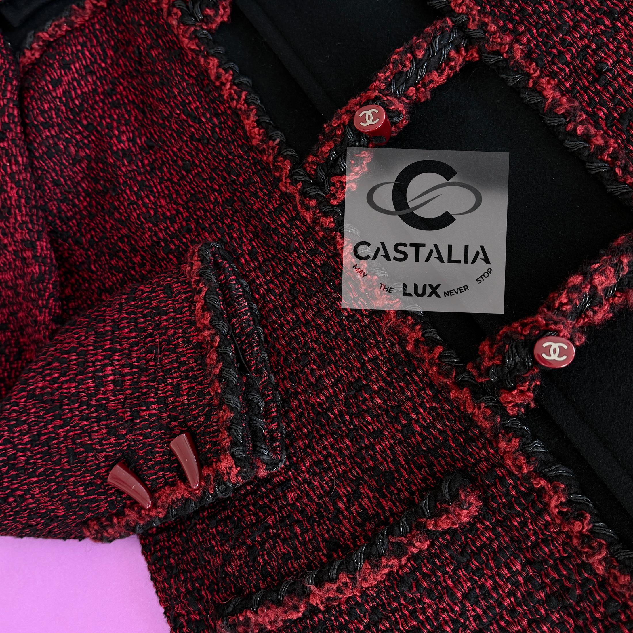 Chanel New Runway Burgundy Tweed Parka Coat 42 FR For Sale 5