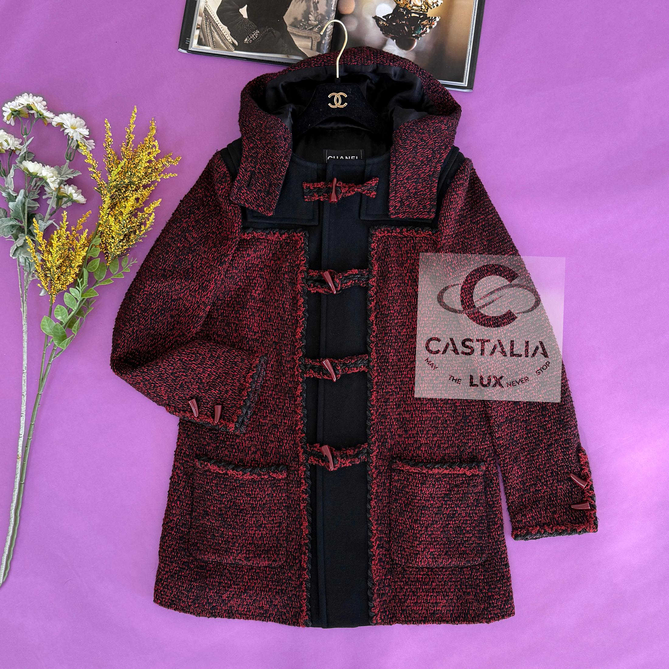 Chanel New Runway Burgundy Tweed Parka Coat 42 FR For Sale 7