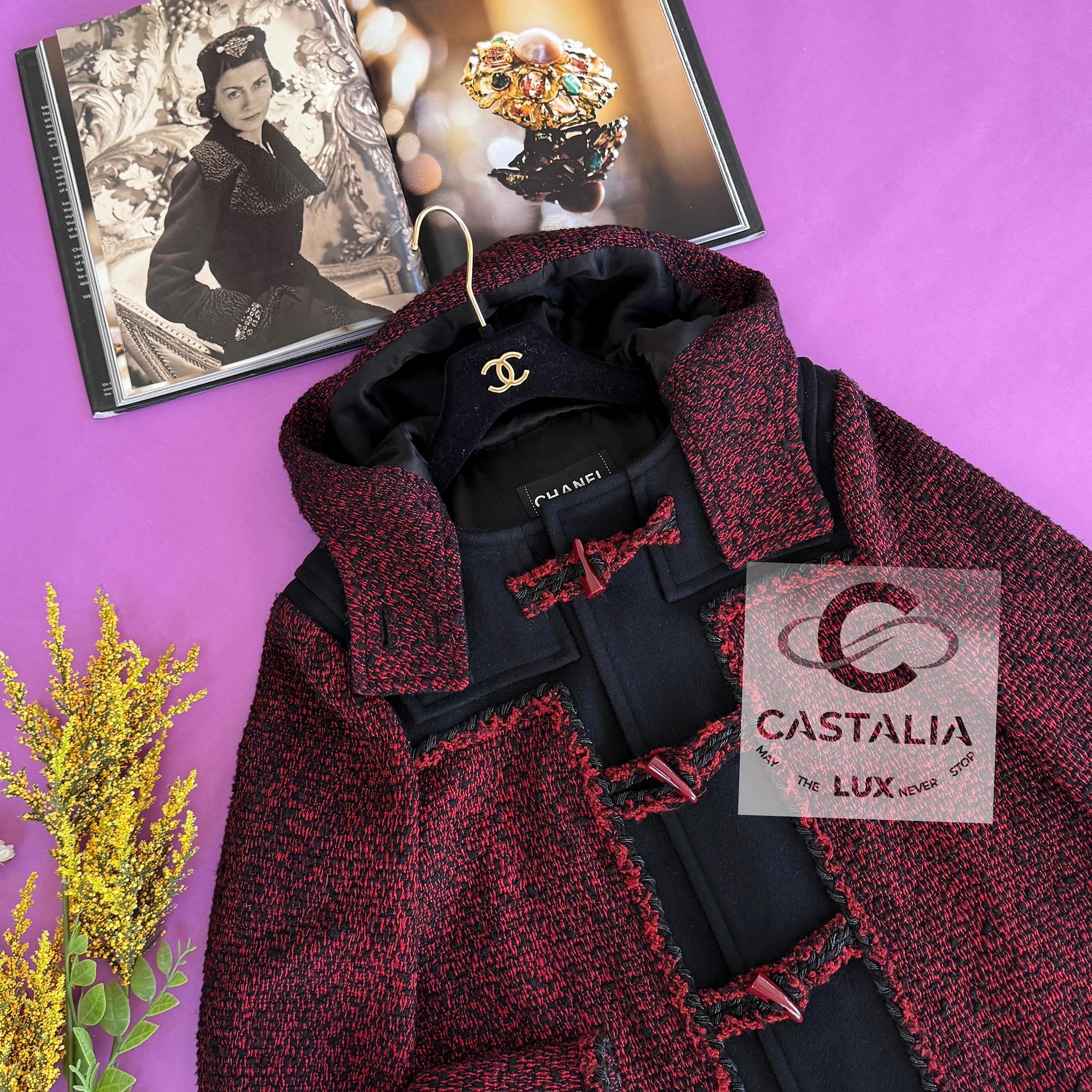 Chanel New Runway Burgundy Tweed Parka Coat 42 FR For Sale 1