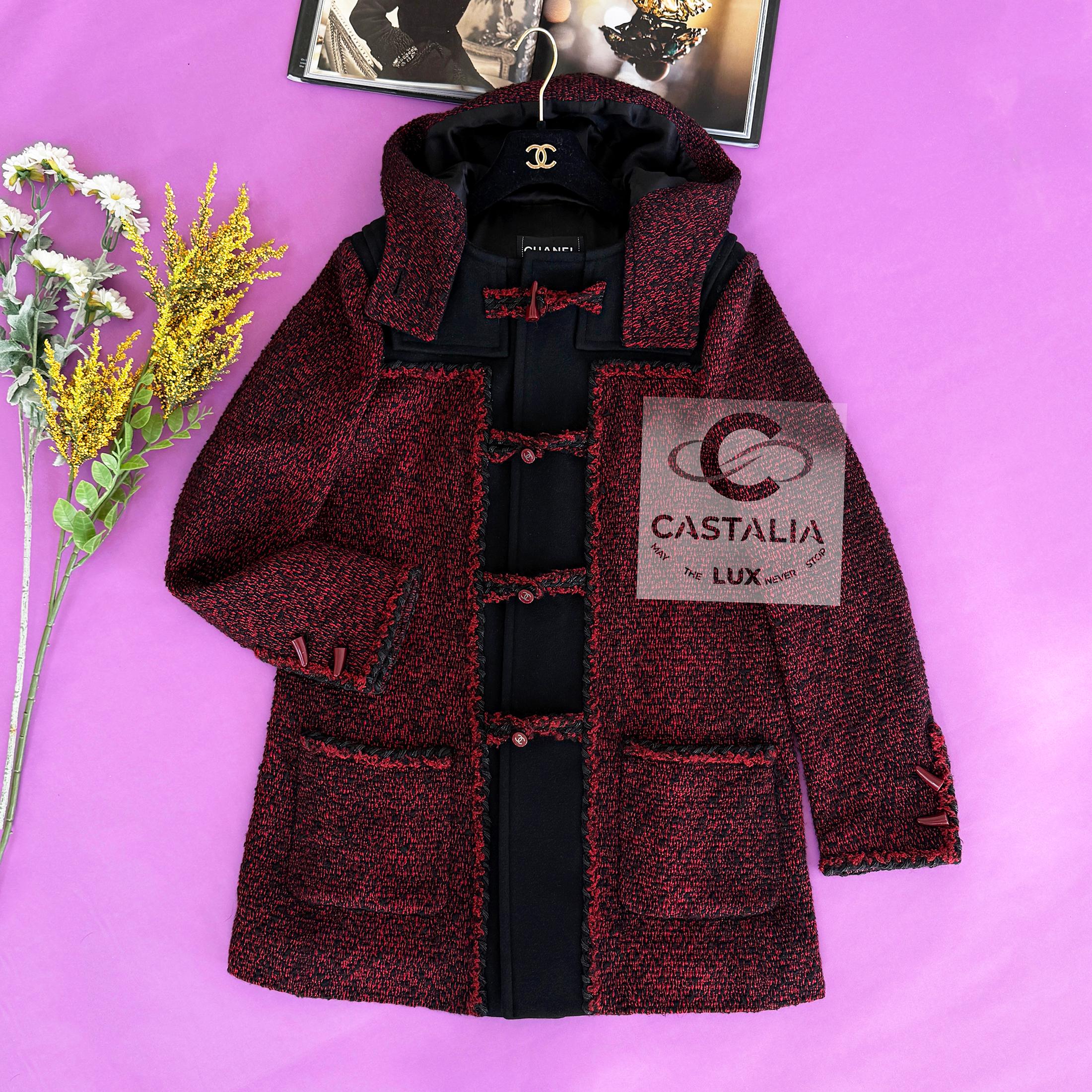 Chanel New Runway Burgundy Tweed Parka Coat 42 FR For Sale 2