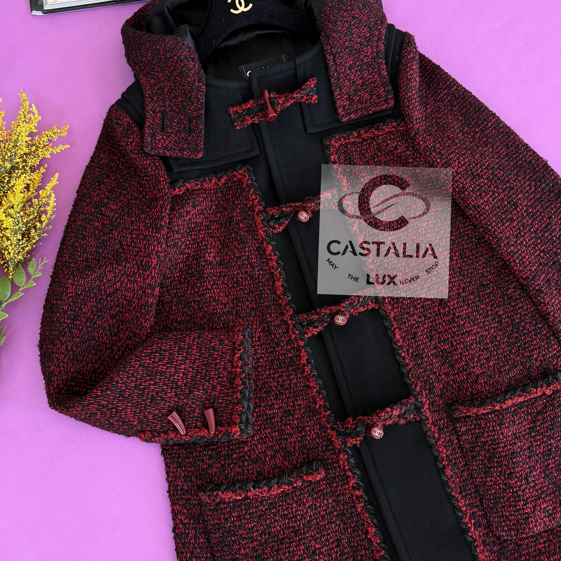 Chanel New Runway Burgundy Tweed Parka Coat 42 FR For Sale 3