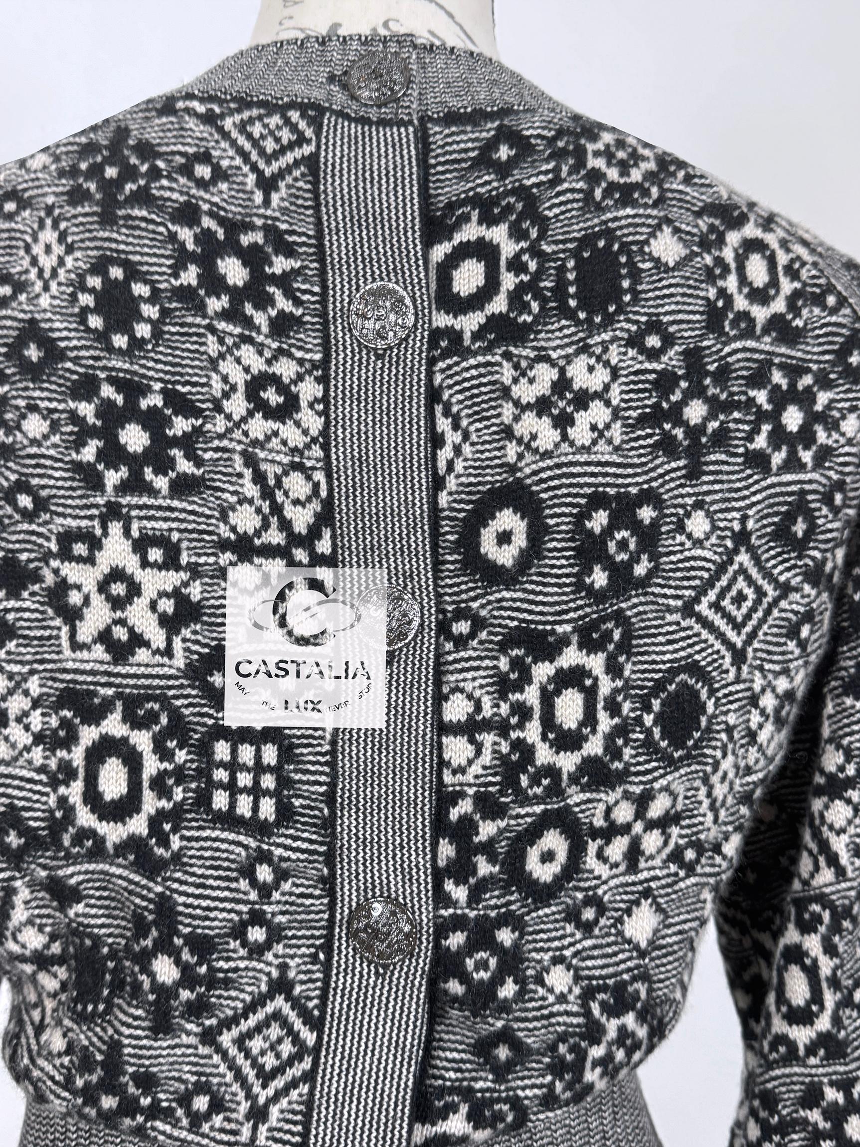 Women's or Men's Chanel New Runway Cashmere Jumper 34 FR