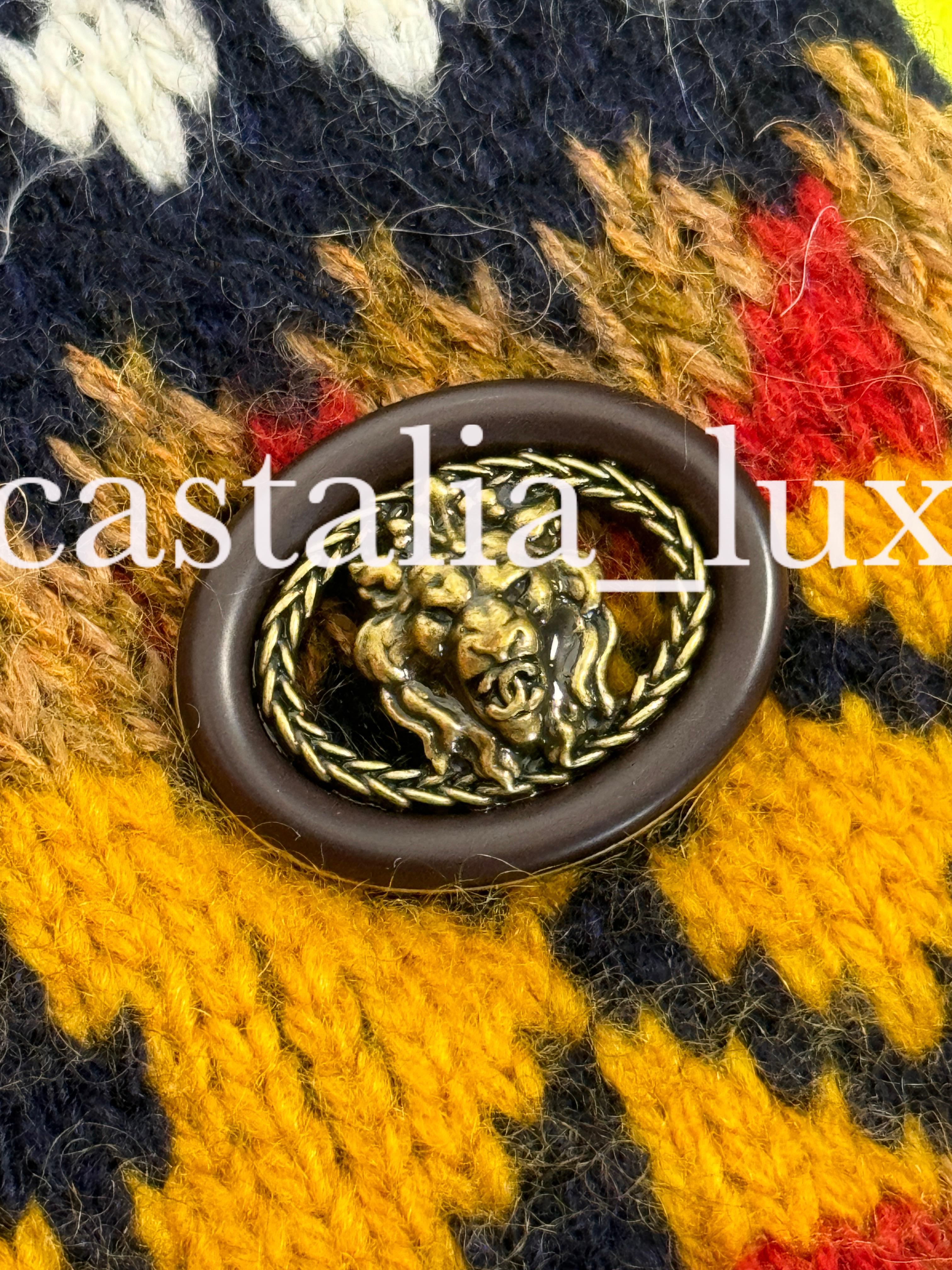 Chanel Neues Laufsteg CC Logo-Kaschmir-Maxikleid und riesiger Schal 4