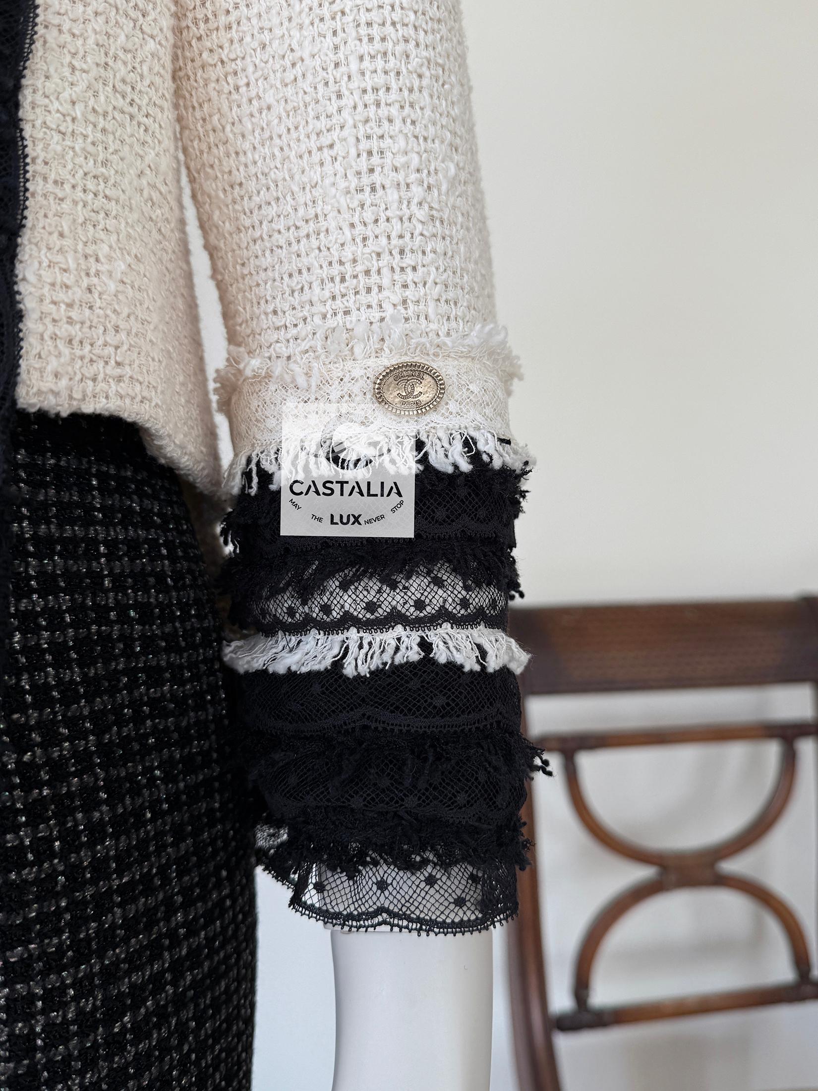 Chanel New Runway Lesage Tweed Jacket with Lace Accents 38 FR For Sale 3