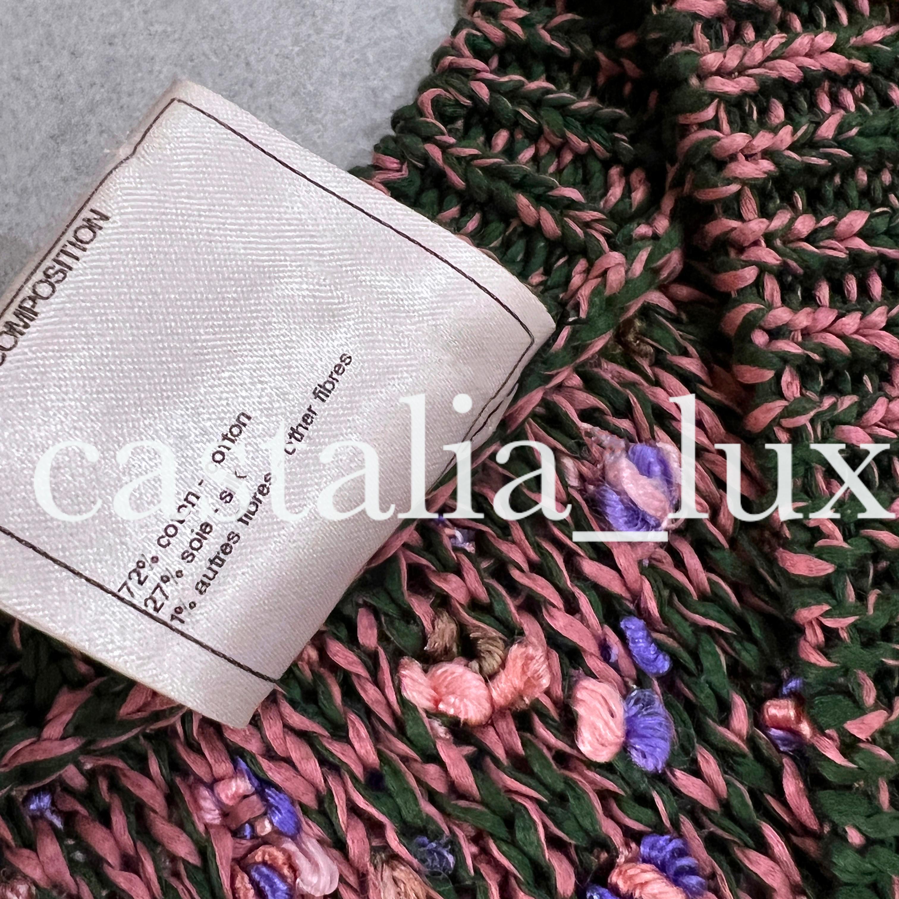 Chanel New Runway Costume en tweed tissé en vente 11