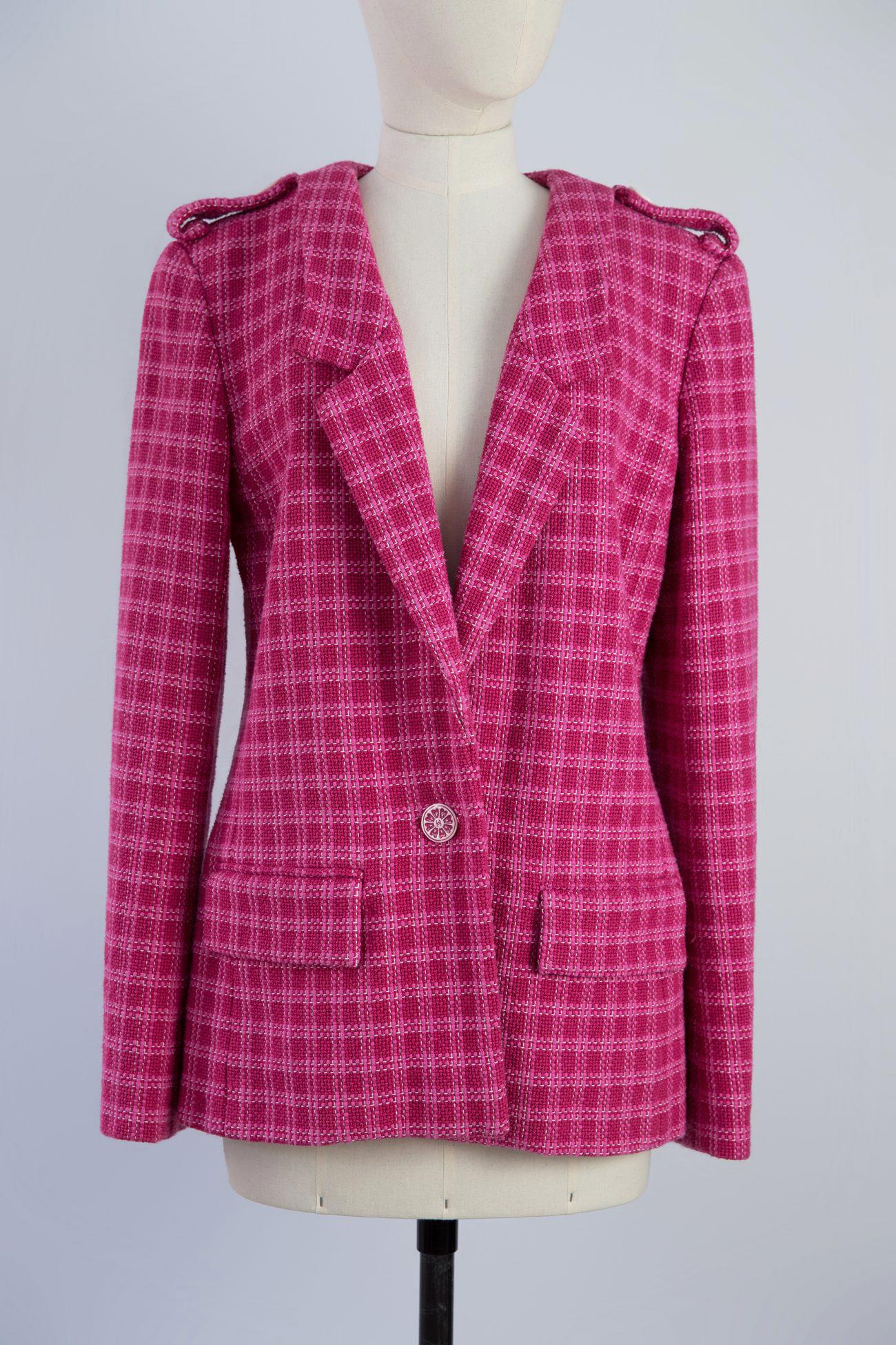 Chanel New Seoul Collection Tweed Jacket In New Condition In Dubai, AE
