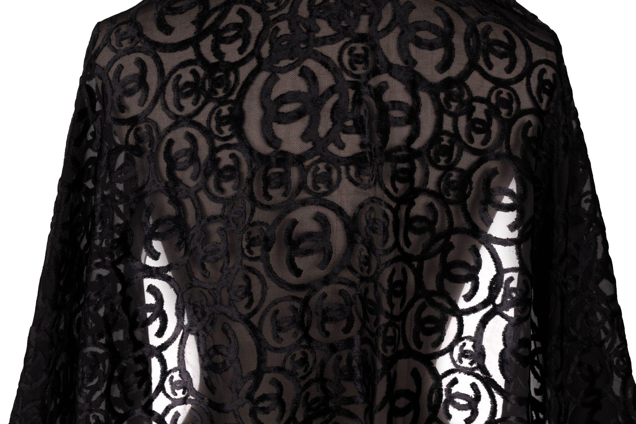 Chanel New Silk-blend Logo Black Stole In New Condition In West Hollywood, CA