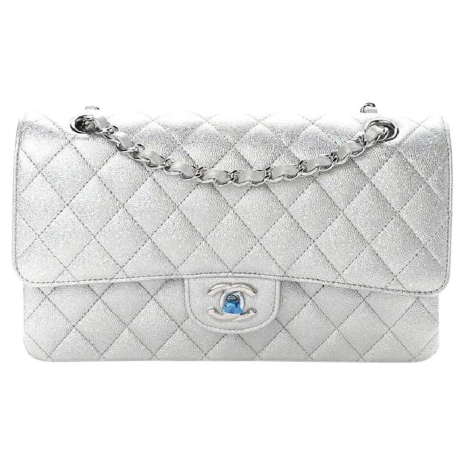 CHANEL NEW Silver Glitter Caviar Leather Silver Medium Flap Shoulder Bag  For Sale at 1stDibs | chanel silver bag, silver chanel bag, silver chanel  flap bag