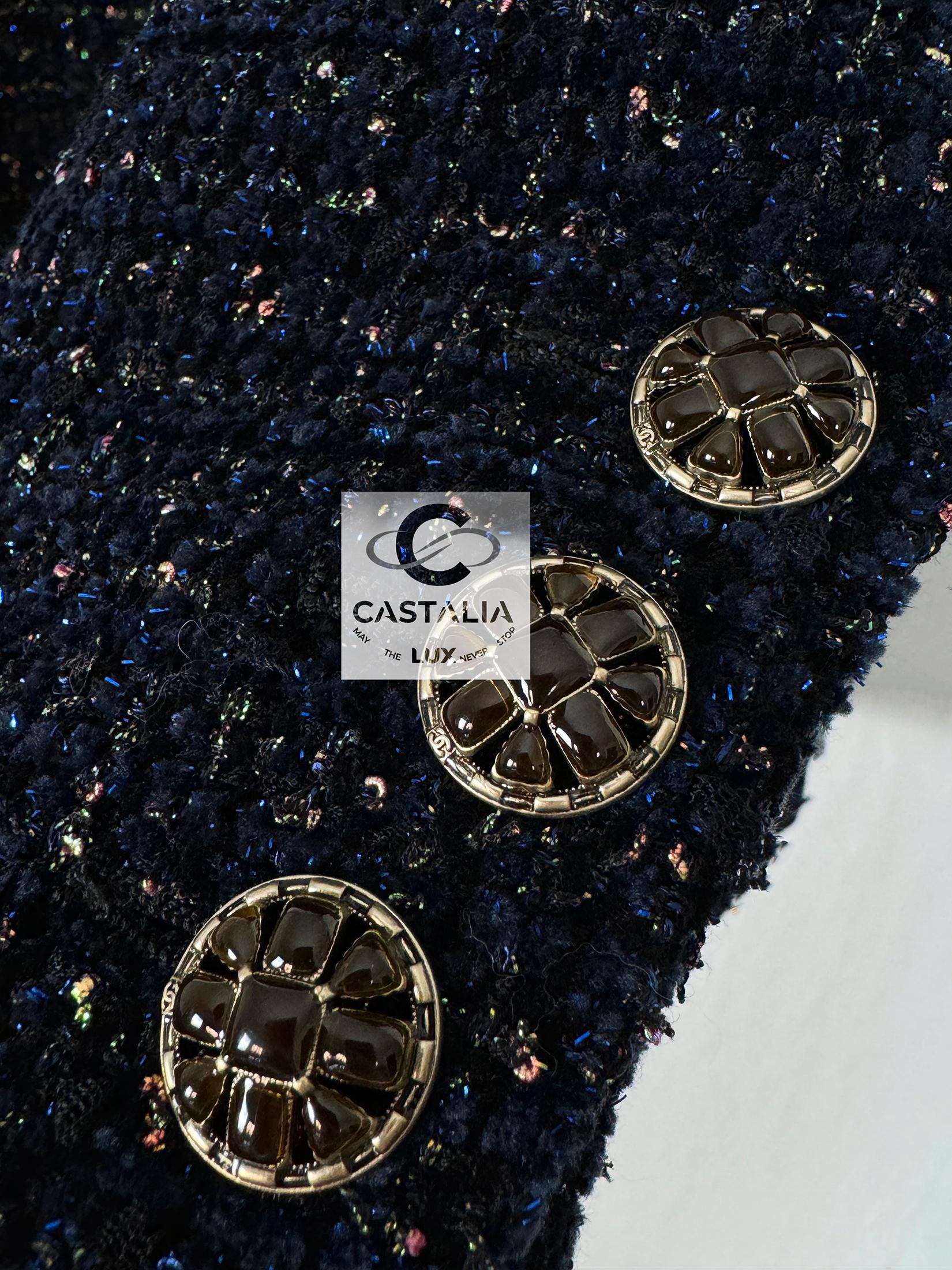 Chanel New Stunning Black Tweed Jacket (veste en tweed noir) 6