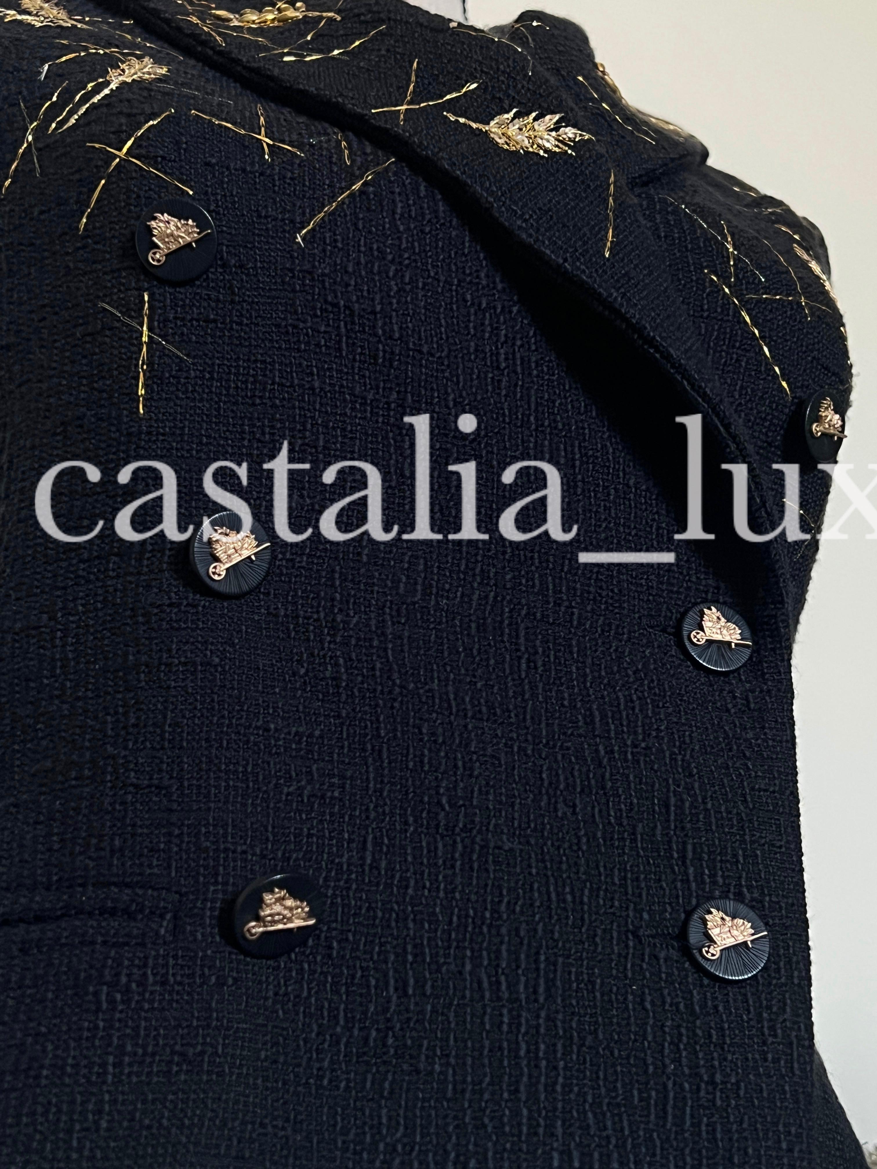 Chanel New Super Rare Jewel Ornament Tweed Vest 7