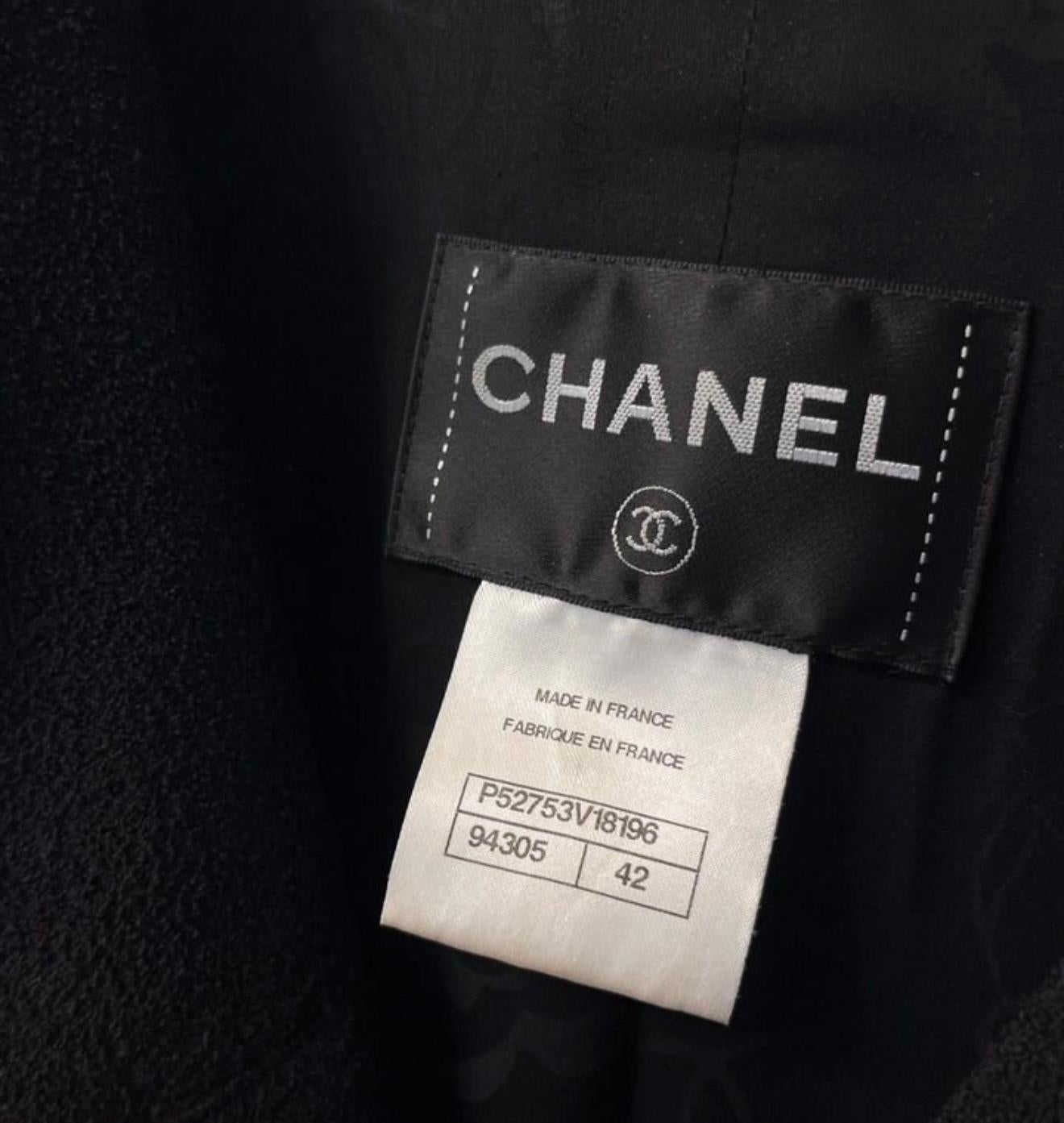 Chanel New Timeless Coco Brasserie Black Tweed Jacket 42 FR 9