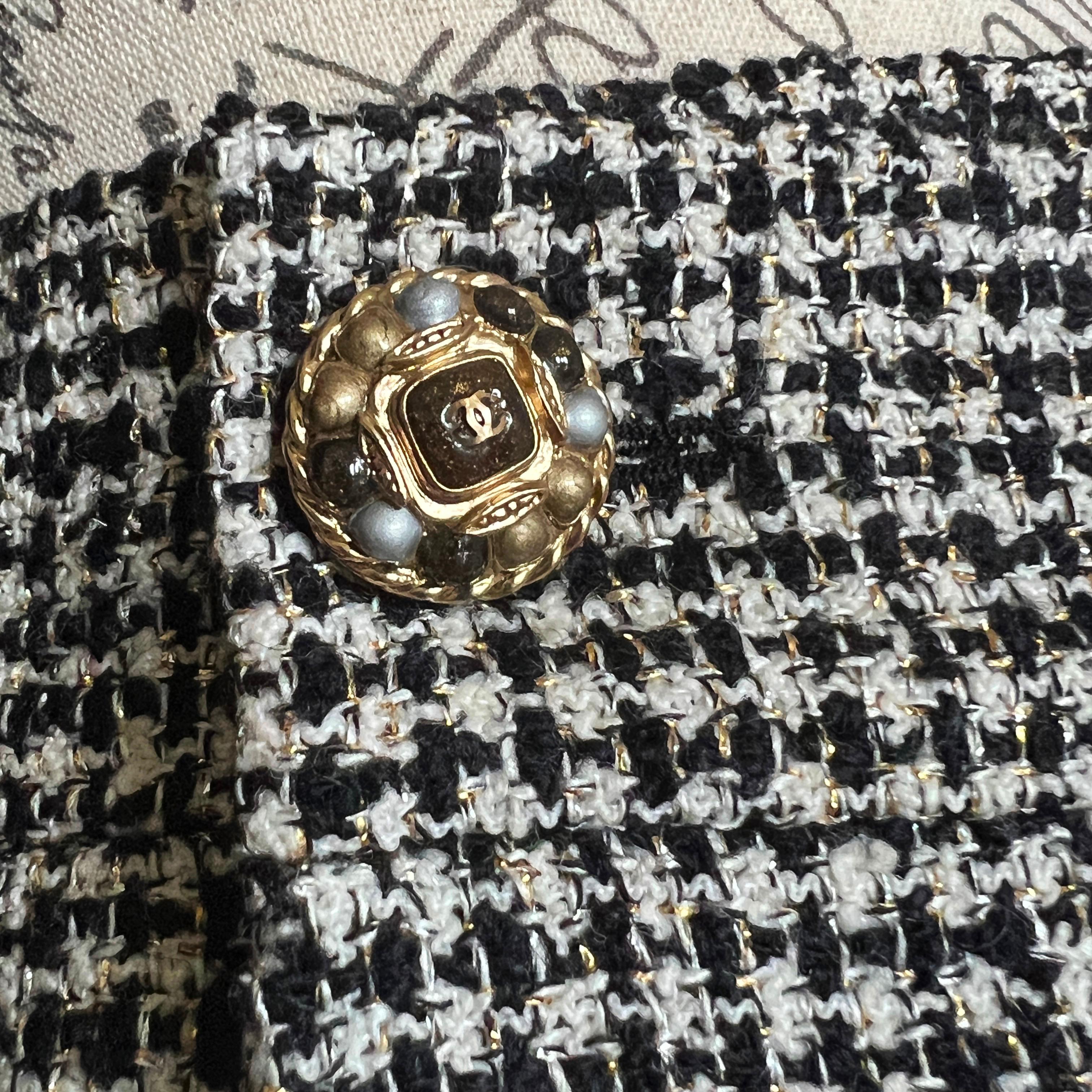 Chanel New Venice Collection Lesage Tailleur en tweed en vente 4