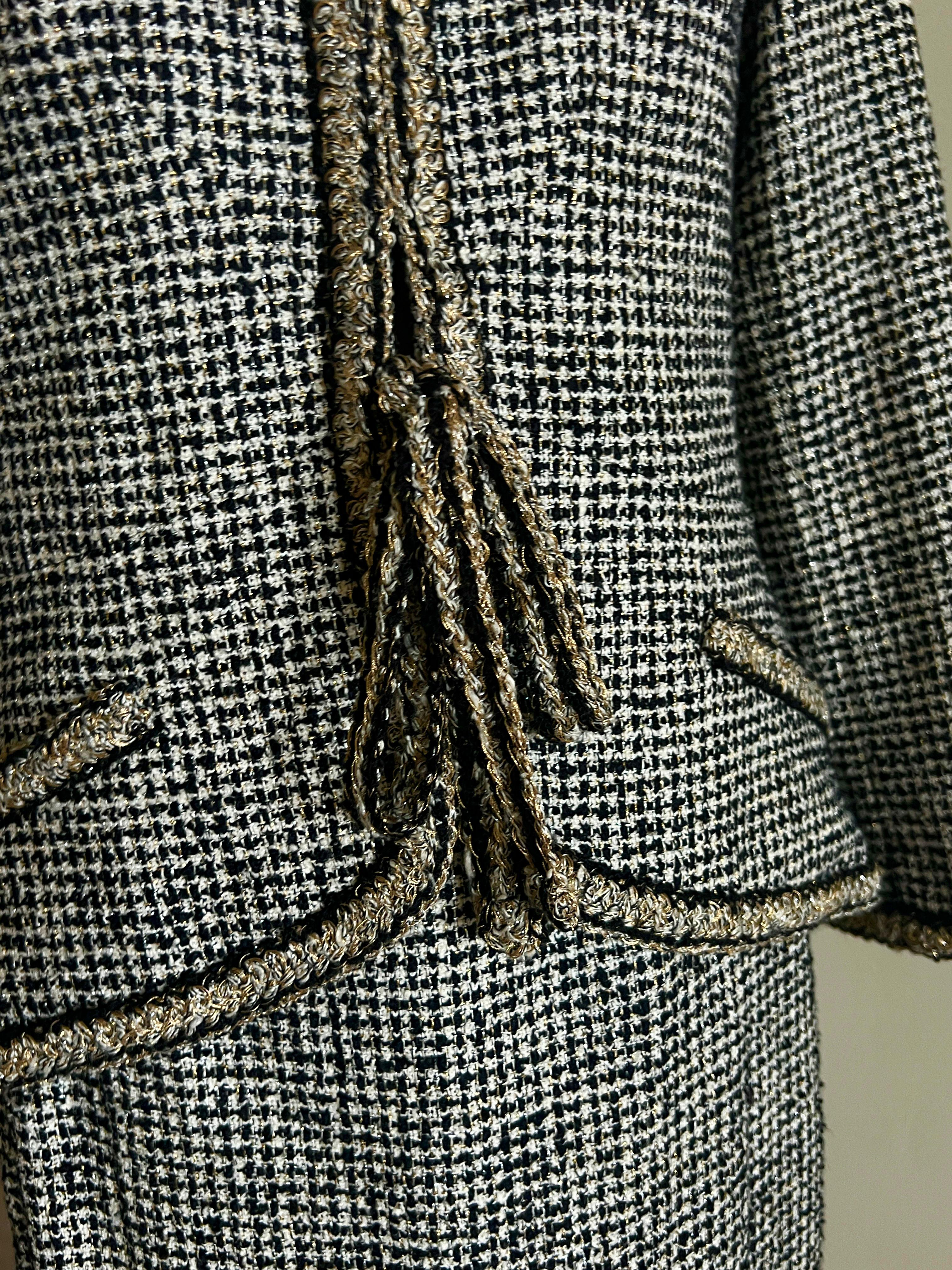 Chanel Neuer Venice Kollektion Lesage Tweed-Anzug im Angebot 11
