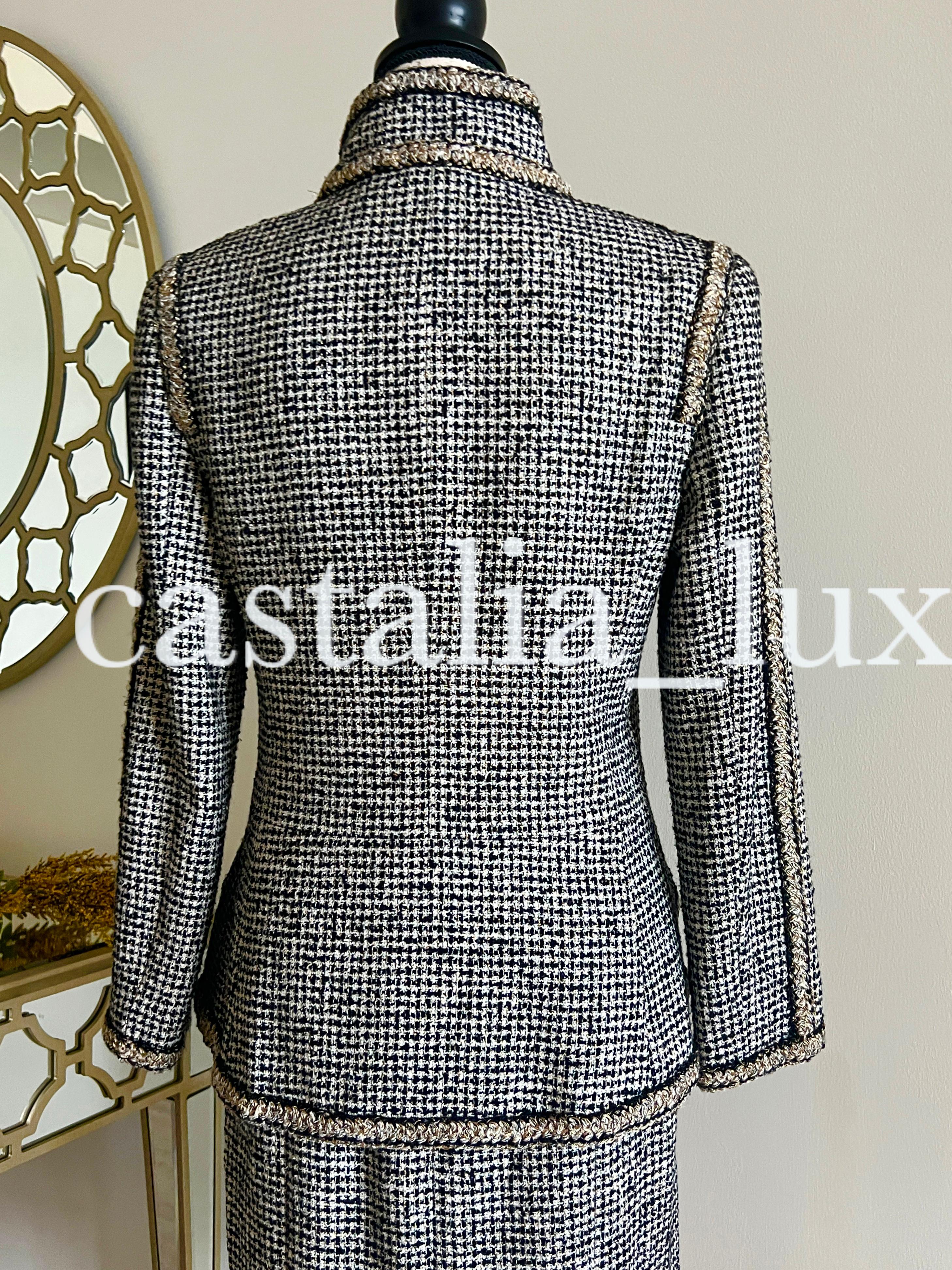 Chanel New Venice Collection Lesage Tweed Suit For Sale 11