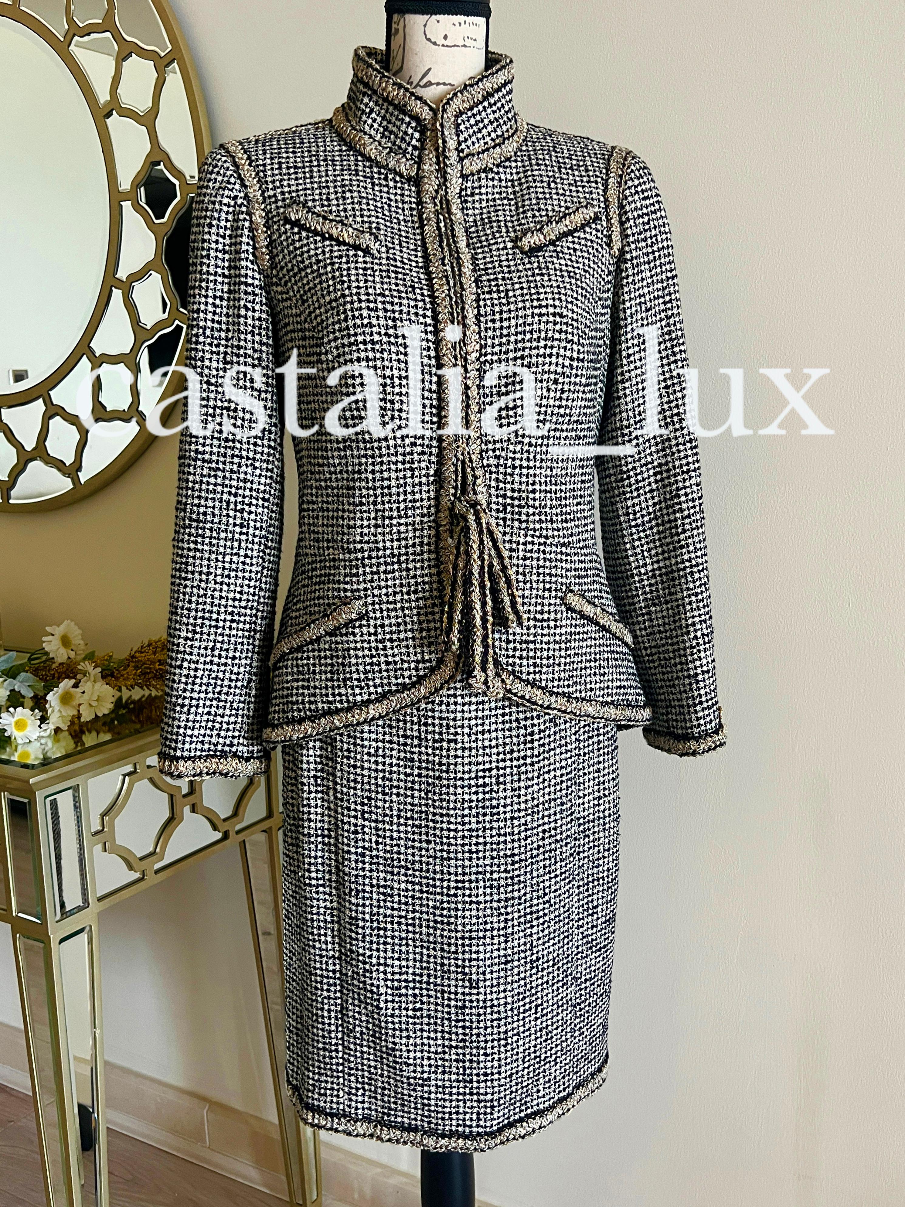 Chanel New Venice Collection Lesage Tweed Suit For Sale 3