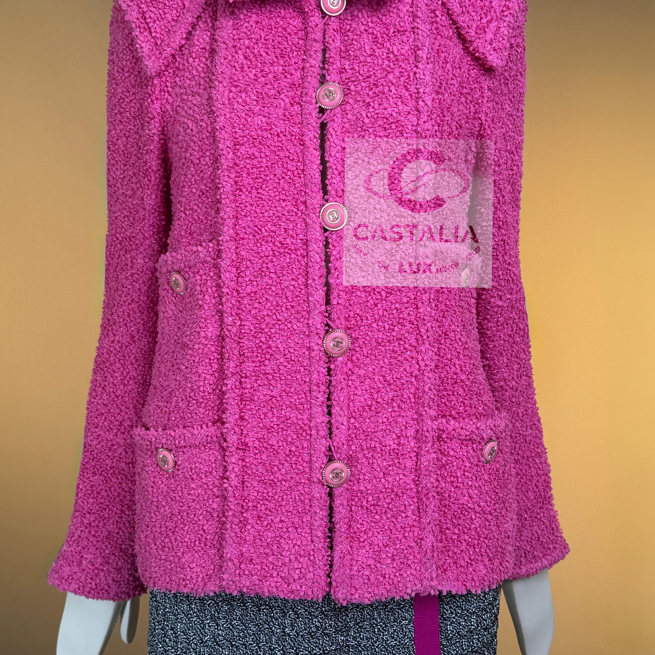 Chanel Iconic Vittoria Ceretti Ad Campaign Tweed Jacket 38 FR For Sale 8