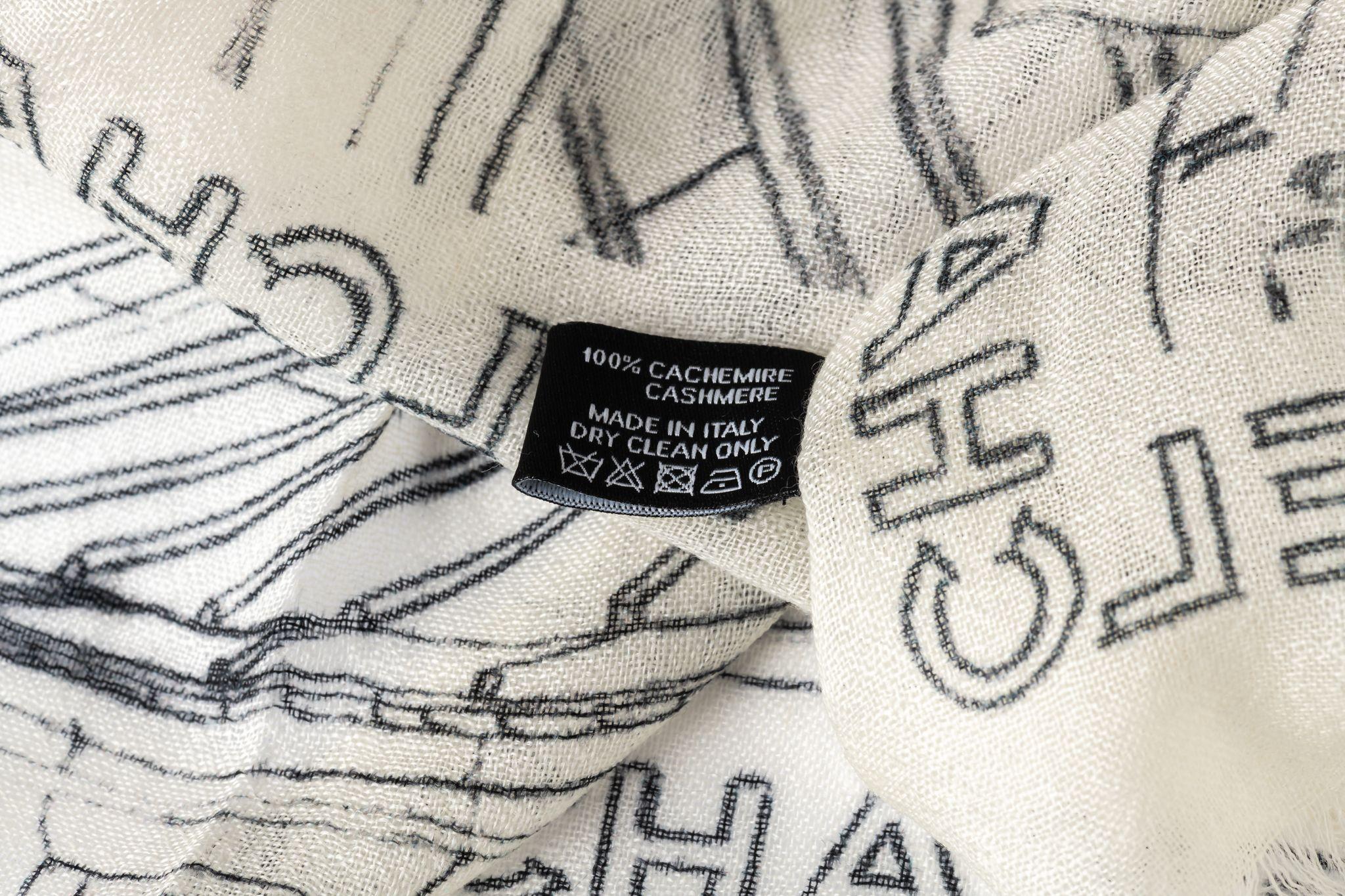 Chanel New White Roofs Cashmere Shawl In New Condition For Sale In West Hollywood, CA