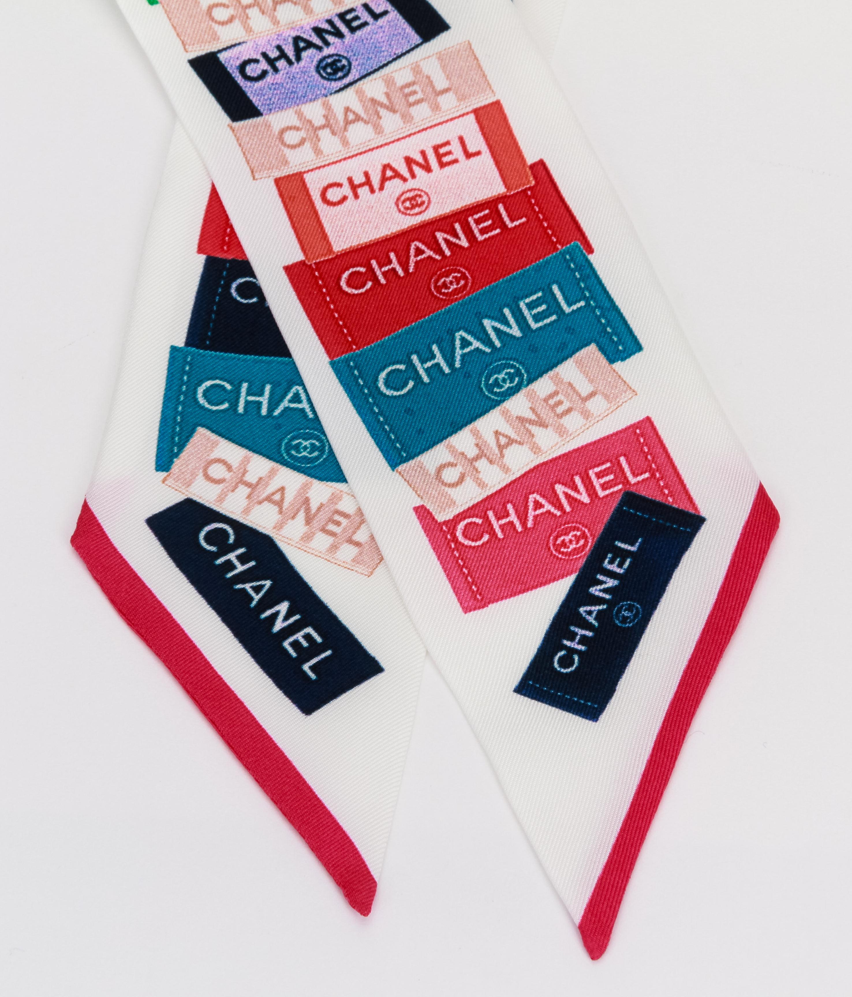 Gray Chanel New White Silk Labels Twilly