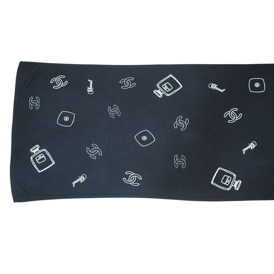 Chanel No. 5 Black Cashmere Scarf In Good Condition For Sale In Beverly Hills, CA