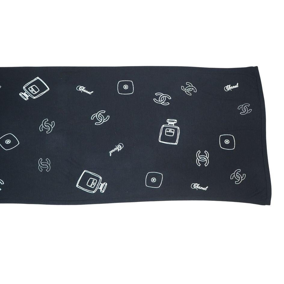 Women's Chanel No. 5 Black Cashmere Scarf For Sale