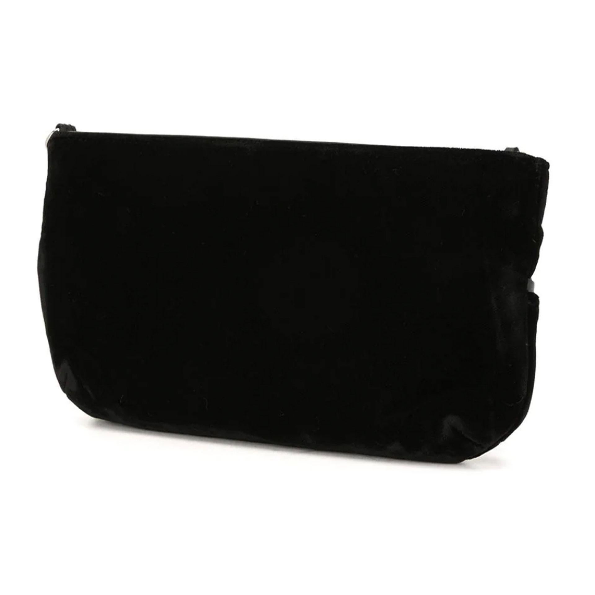 Black Chanel 2006 Vintage Velvet & Patent Camellia No. 5 Shoulder Clutch Evening Bag For Sale
