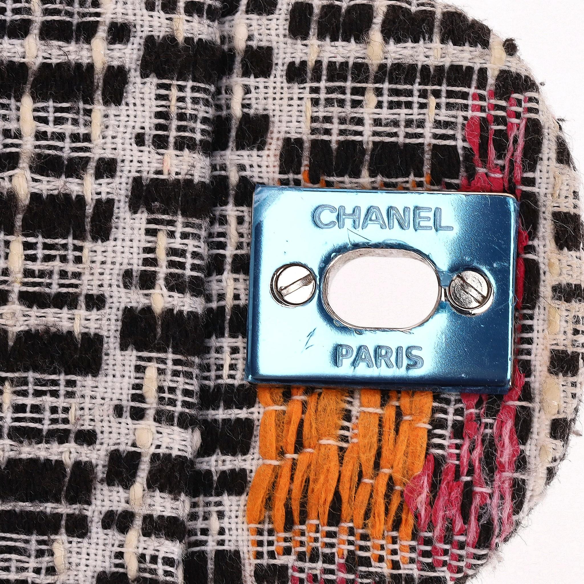Chanel No5 & 'CC' Logo Fantasía Bolso de piel de tweed en venta 1