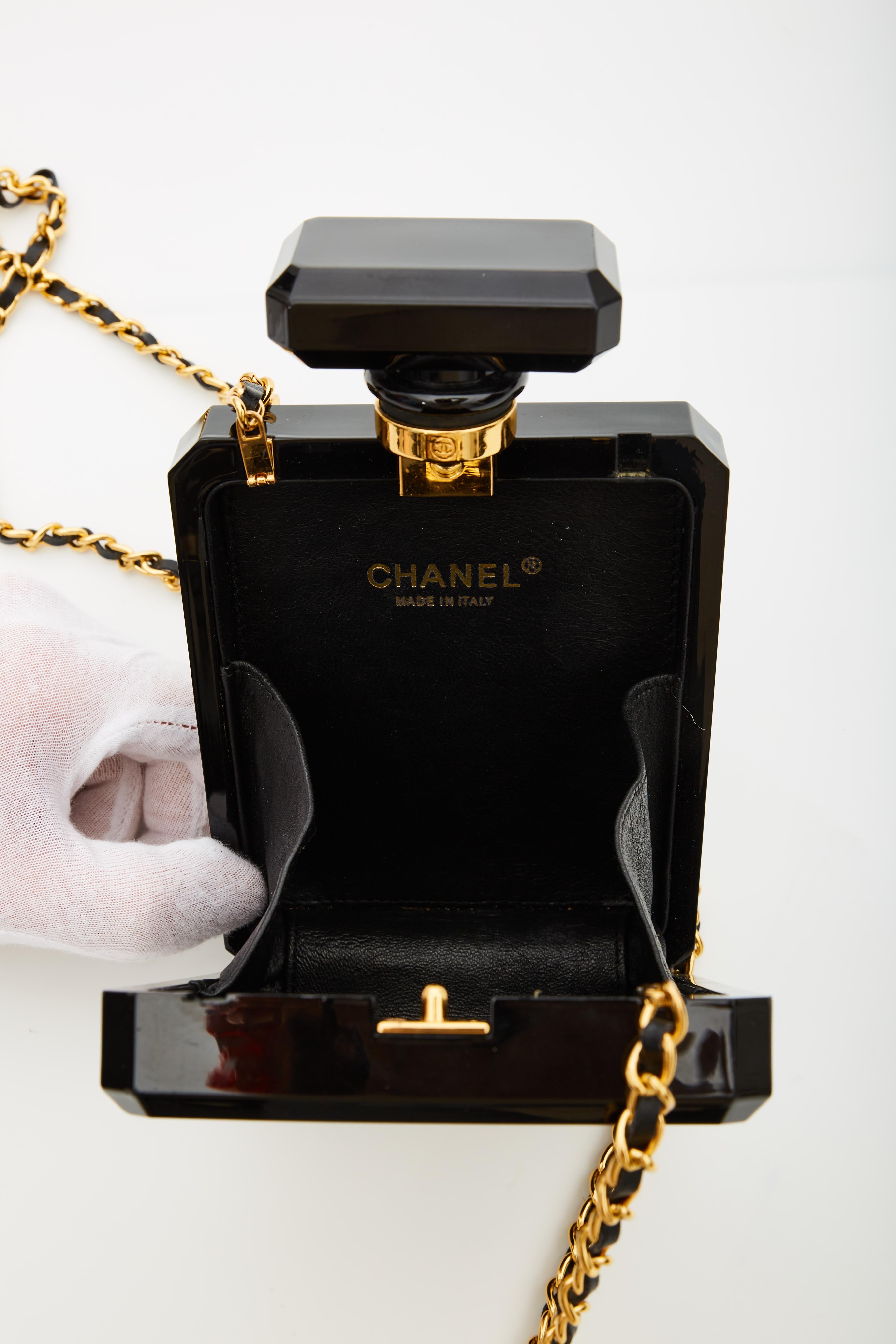 Chanel No5 Perfume Black Limited Edition Evening Shoulder Bag For Sale 6