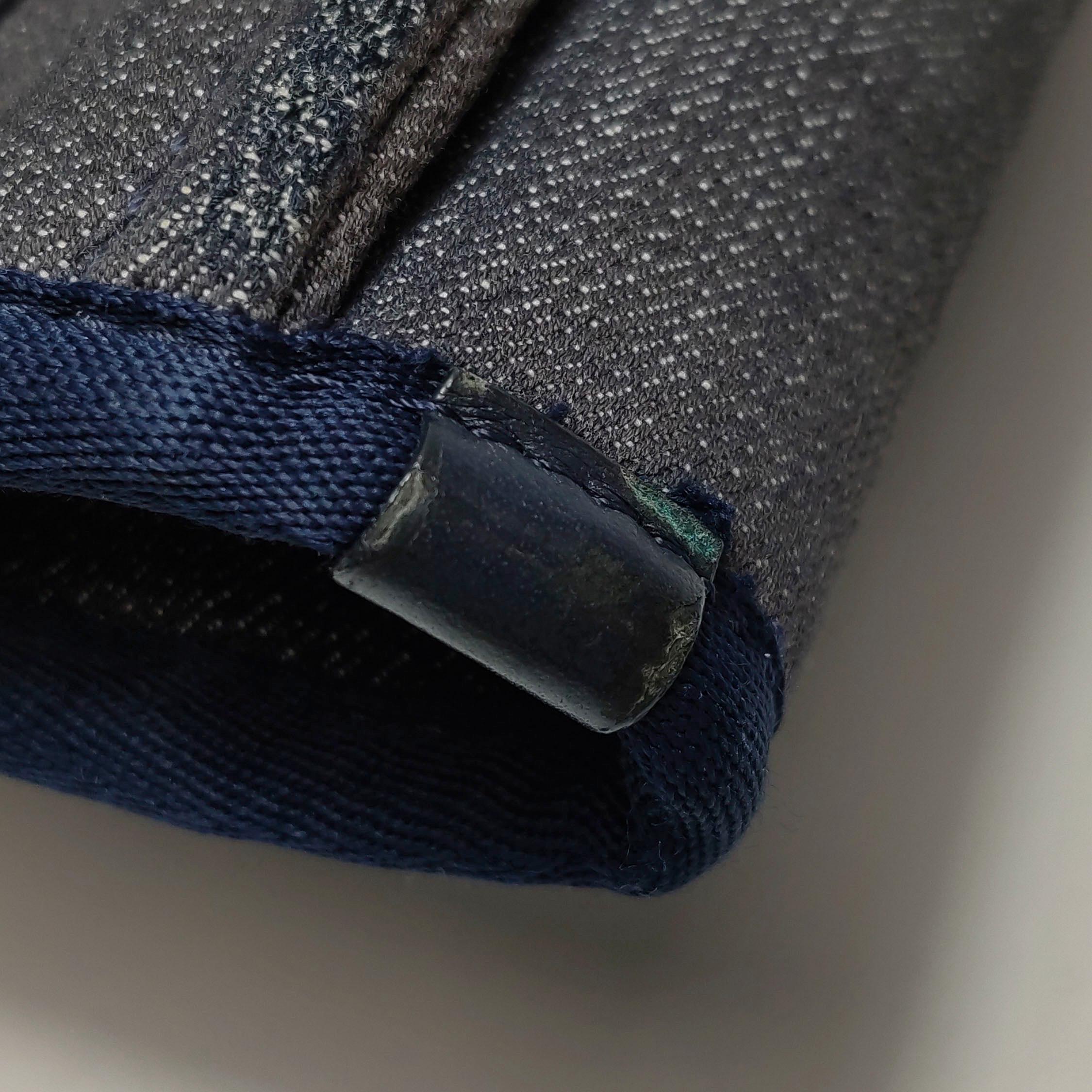 Chanel North South Deauville Tote Navy Denim Top Handle Shoulder Bag, 2012-2013 en vente 10