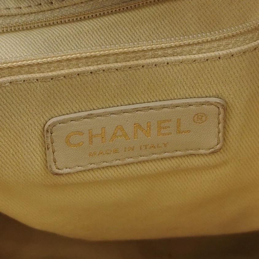 Chanel North South Deauville Tote Navy Denim Top Handle Shoulder Bag, 2012-2013 en vente 2