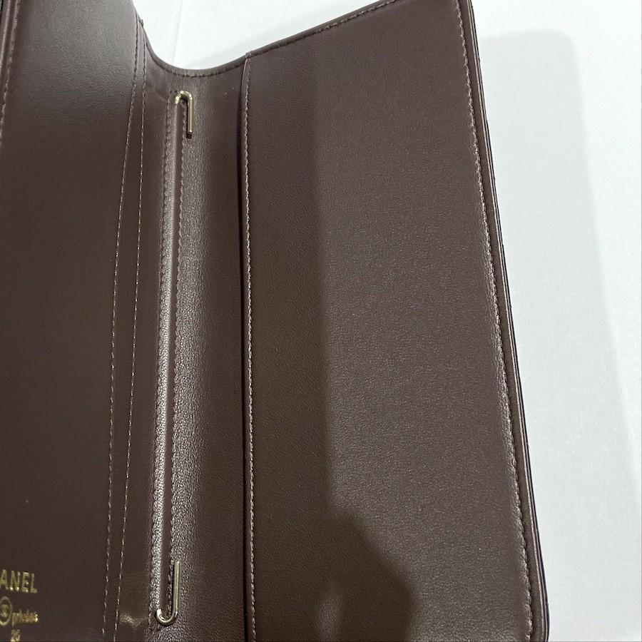 passport holder chanel