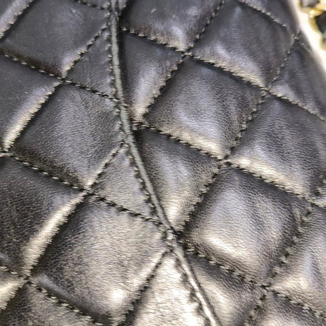Chanel Now and Forever Bolso grande con solapa Piel de cordero negra Oro HW, 2013-14 en venta 7