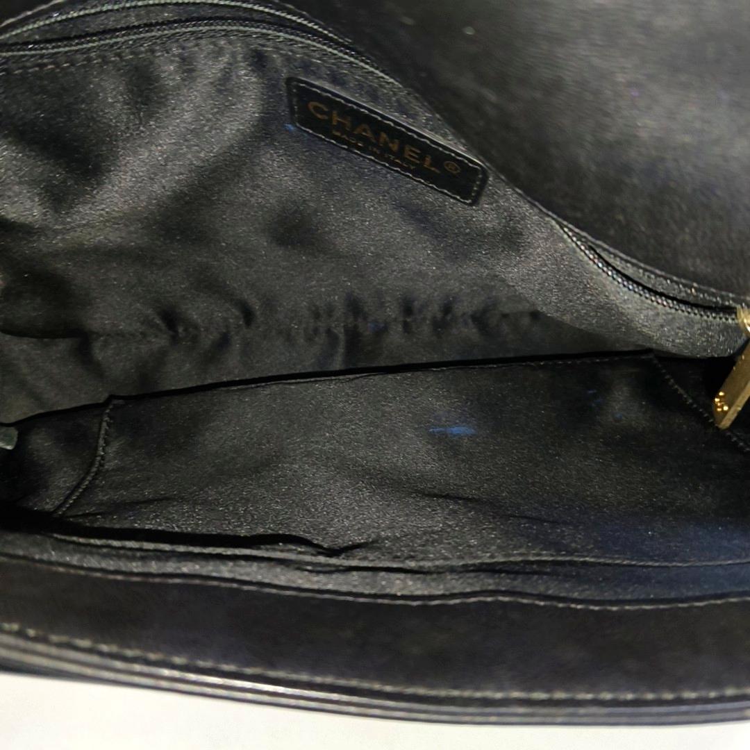 Chanel Now and Forever Bolso grande con solapa Piel de cordero negra Oro HW, 2013-14 en venta 3