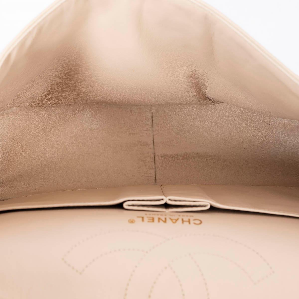 CHANEL nude Aged leather 2.55 REISSUE 226 LARGE Shoulder Bag For Sale 2