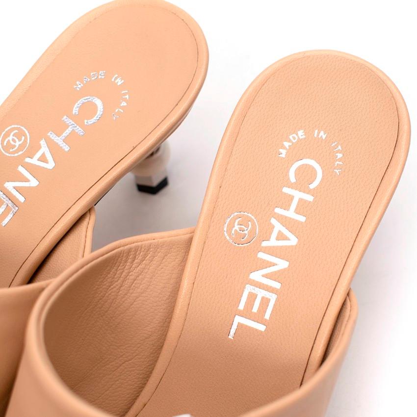 Orange Chanel Nude-Beige Leather Toe-Cap Pearl Embellished Heel Mules - US 6 For Sale