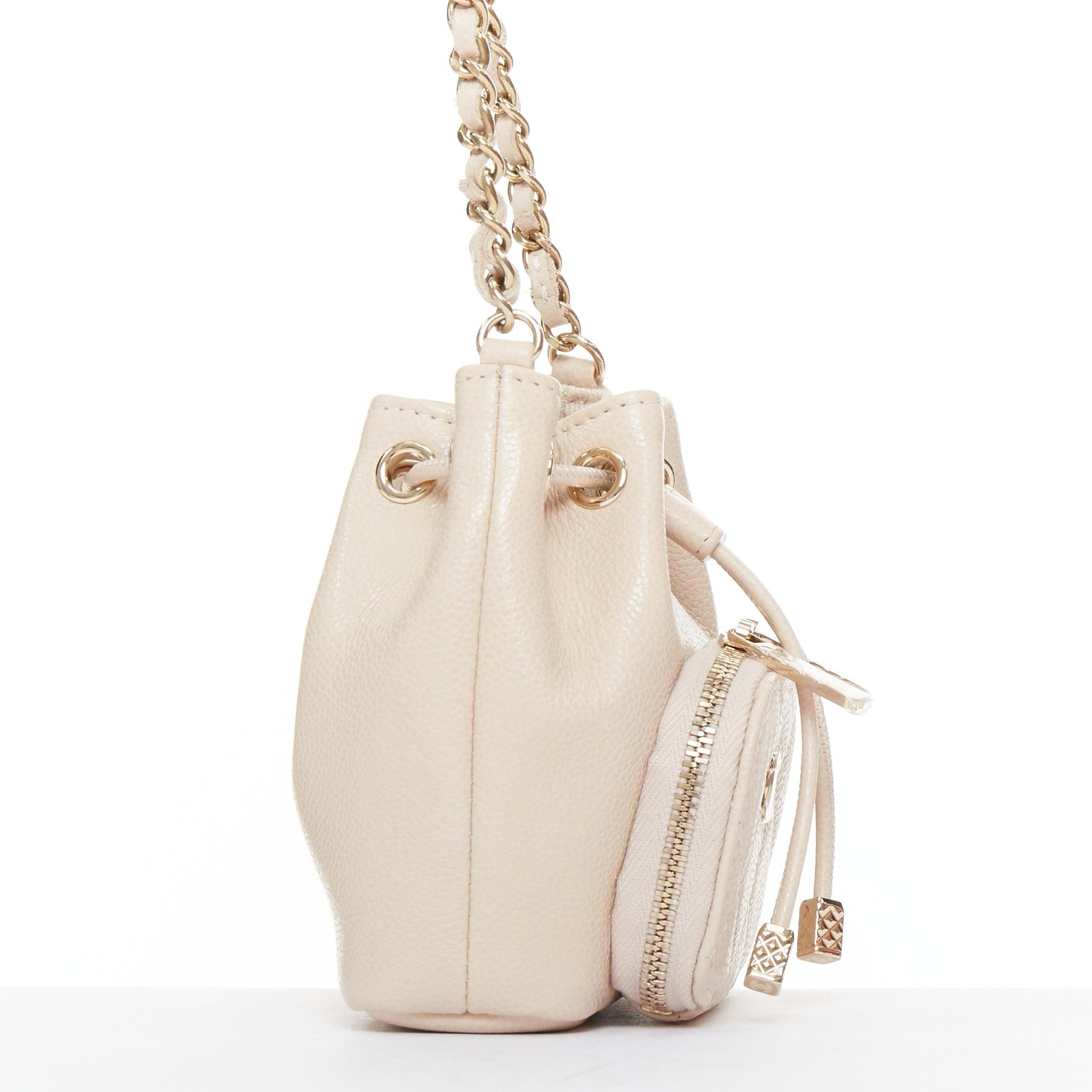 CHANEL nackt Kaviar Leder gesteppt CC Tasche Eimer Crossbody Kette Tasche im Zustand „Hervorragend“ im Angebot in Hong Kong, NT