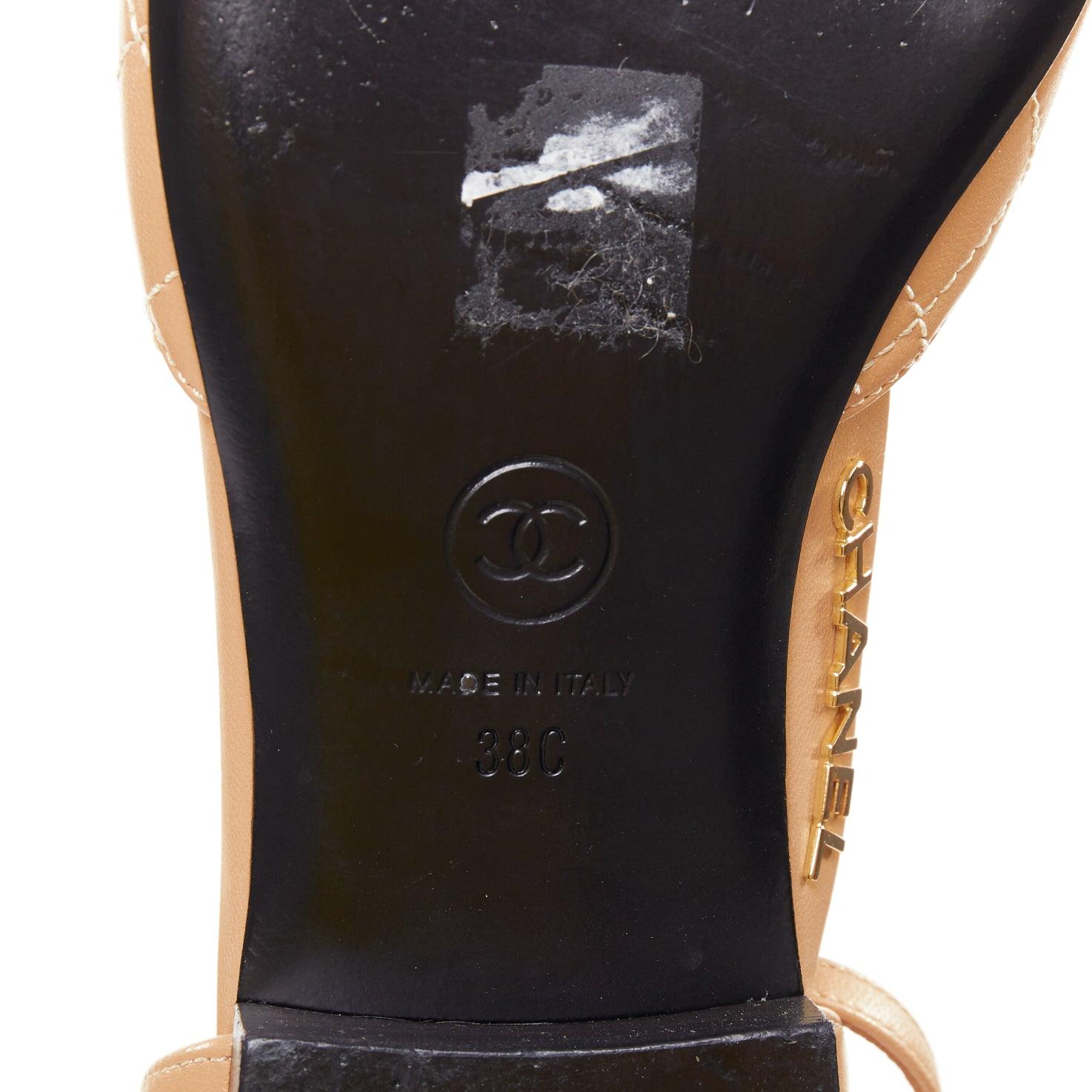 Chanel nudo in pelle d'agnello con impunture in gros grain CAP con cinturino alla caviglia EU38.5 in vendita 5