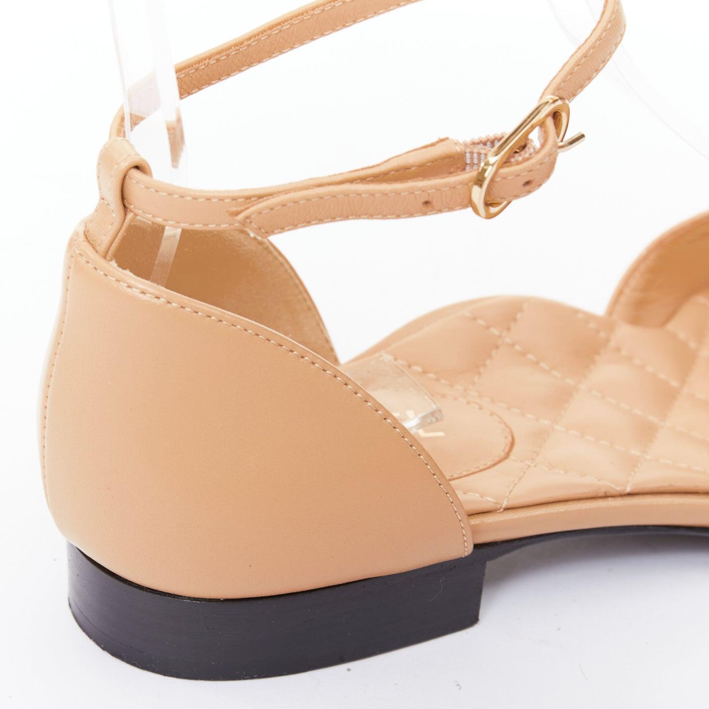 Chanel nudo in pelle d'agnello con impunture in gros grain CAP con cinturino alla caviglia EU38.5 in vendita 3