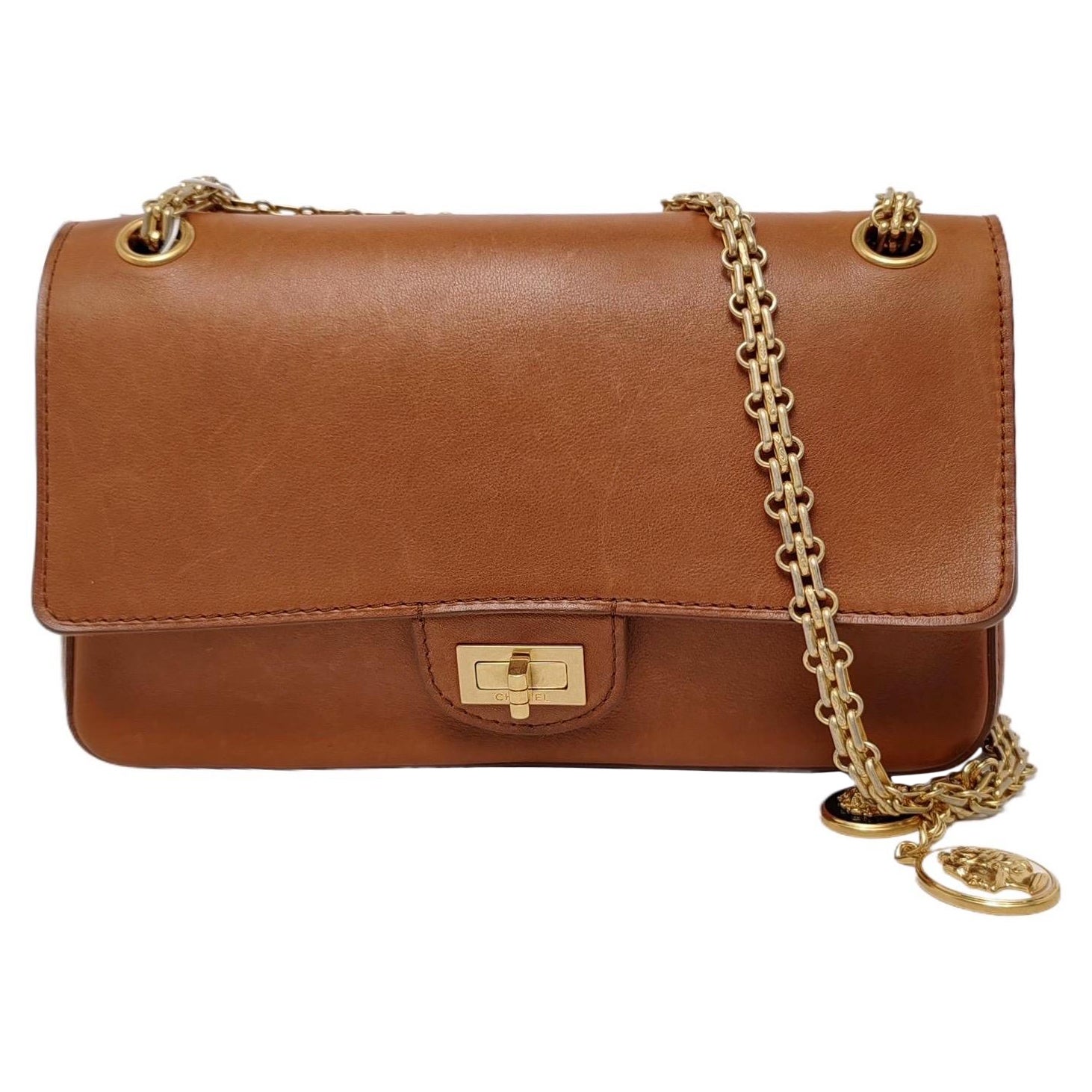 Chanel Nude Medallion 2.55 Reissue Brown Kalbsleder Doppelklappe Tasche Goldkette 201