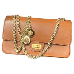 Chanel - Medallion 2.55 Reissue - Sac à double rabat en cuir de veau Brown - Chaîne en or 201