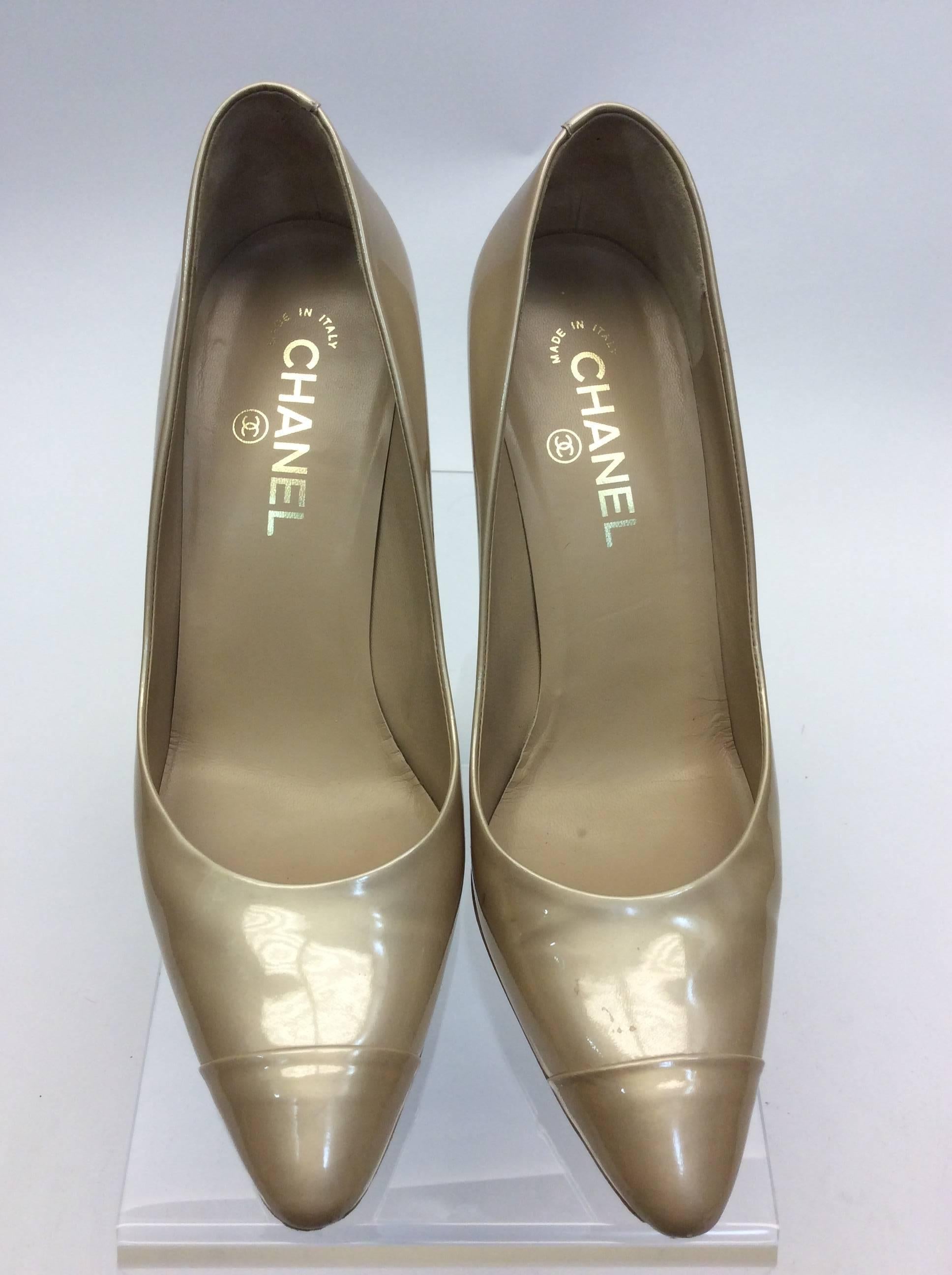 Brown Chanel Nude Patent Leather Pumps For Sale