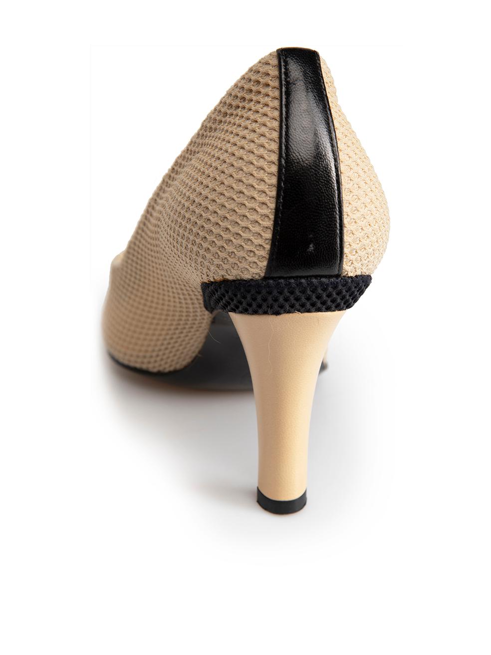 Chanel Nude Pointed Toe Pumps Size IT 36.5 For Sale 1