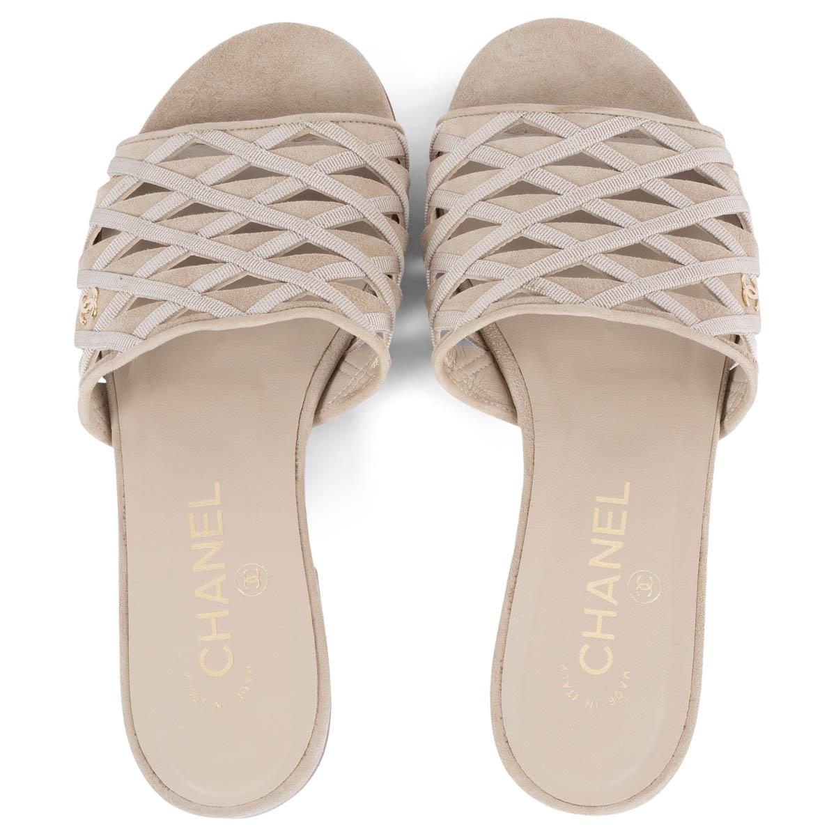 CHANEL nude suede & grosgrain 2020 SLIDE Sandals Shoes 37 For Sale 1