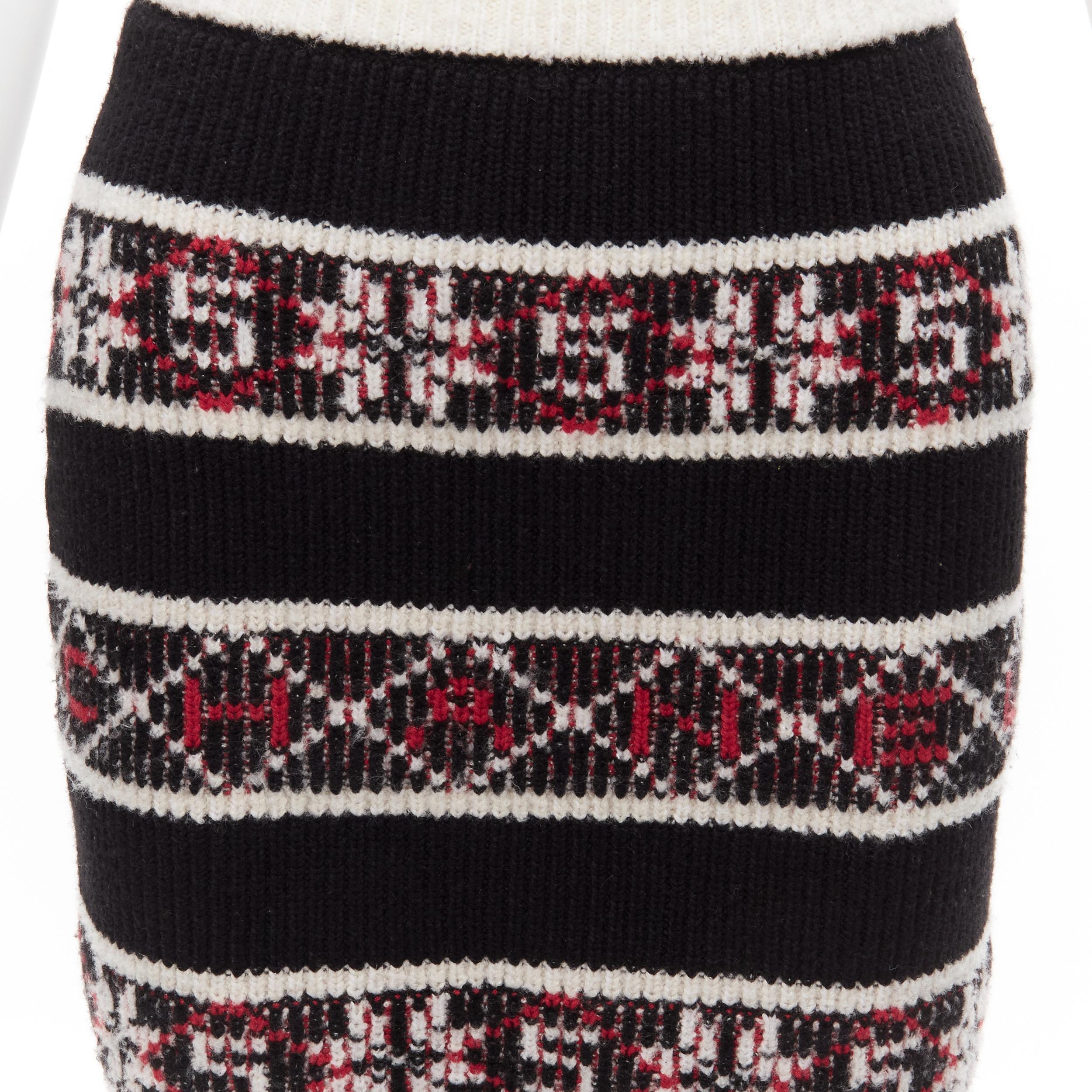 CHANEL Number 5 red black white CC logo fair isle intarsia skirt FR34 XS
Reference: CNLE/A00196
Brand: Chanel
Designer: Karl Lagerfeld
Collection: Fall 2019 - Runway
Material: Cashmere, Polyamide, Blend
Color: Black, Red
Pattern: Striped
Closure: