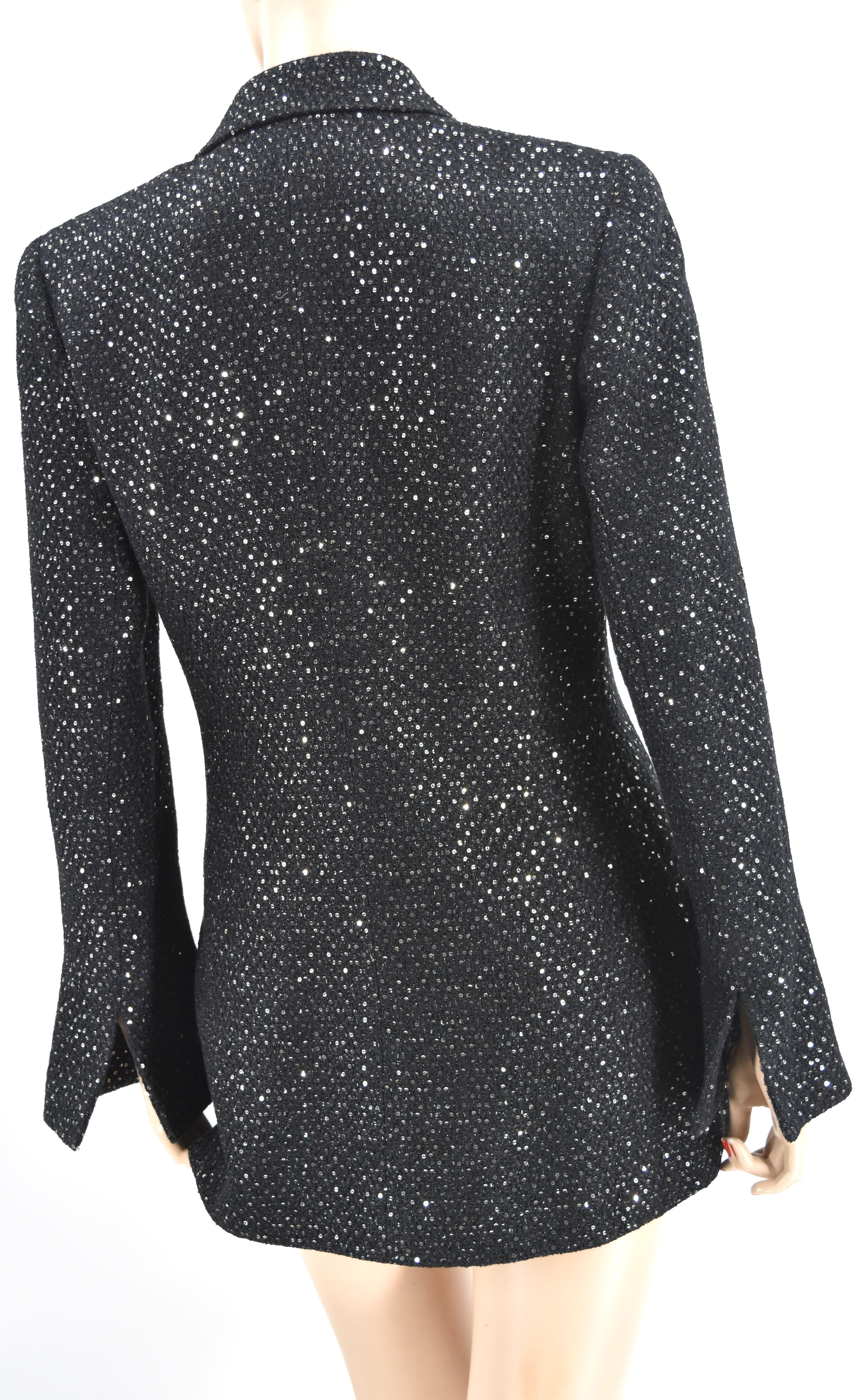 Chanel NWT 11C Cruise 2011 Most Wanted Runway Jacket 38 New In condizioni Nuovo in vendita a Merced, CA